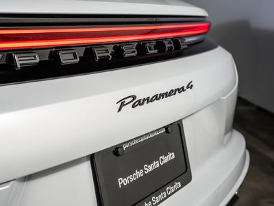 2026 Porsche Panamera 4
