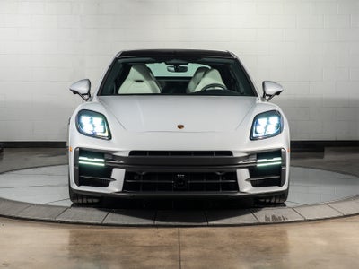 2026 Porsche Panamera 4