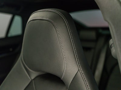 2026 Porsche Panamera Base