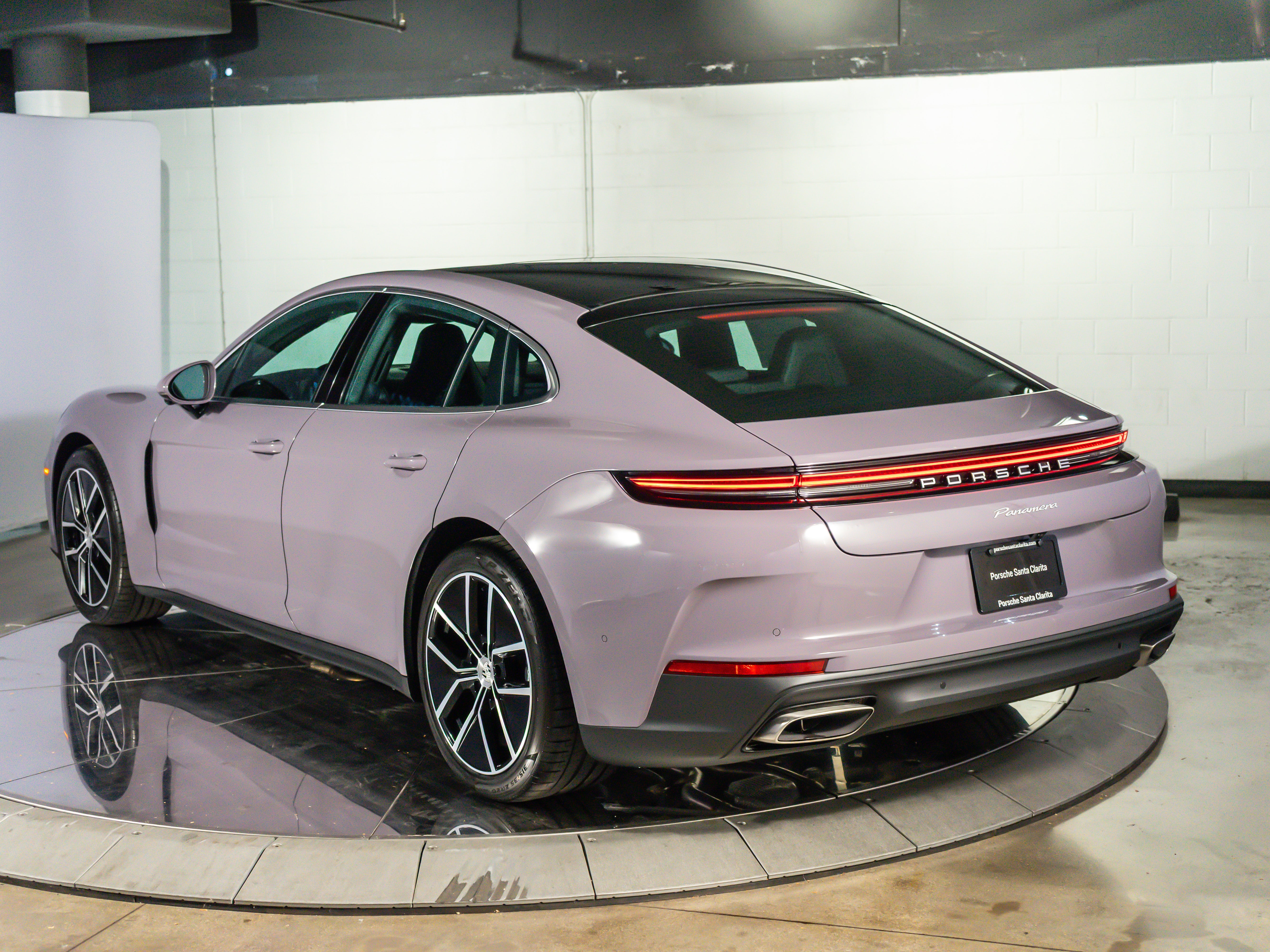2026 Porsche Panamera Base