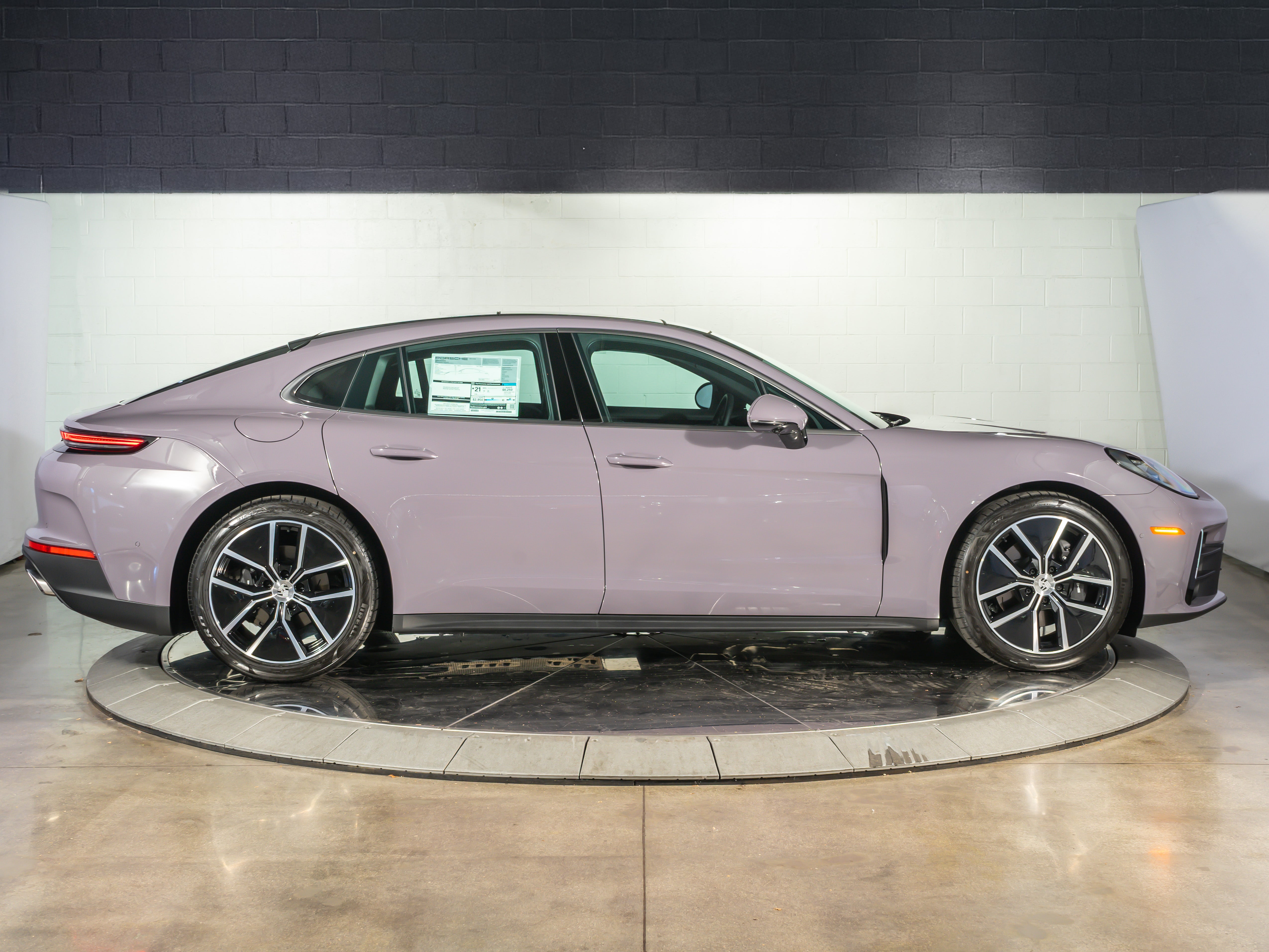 2026 Porsche Panamera Base
