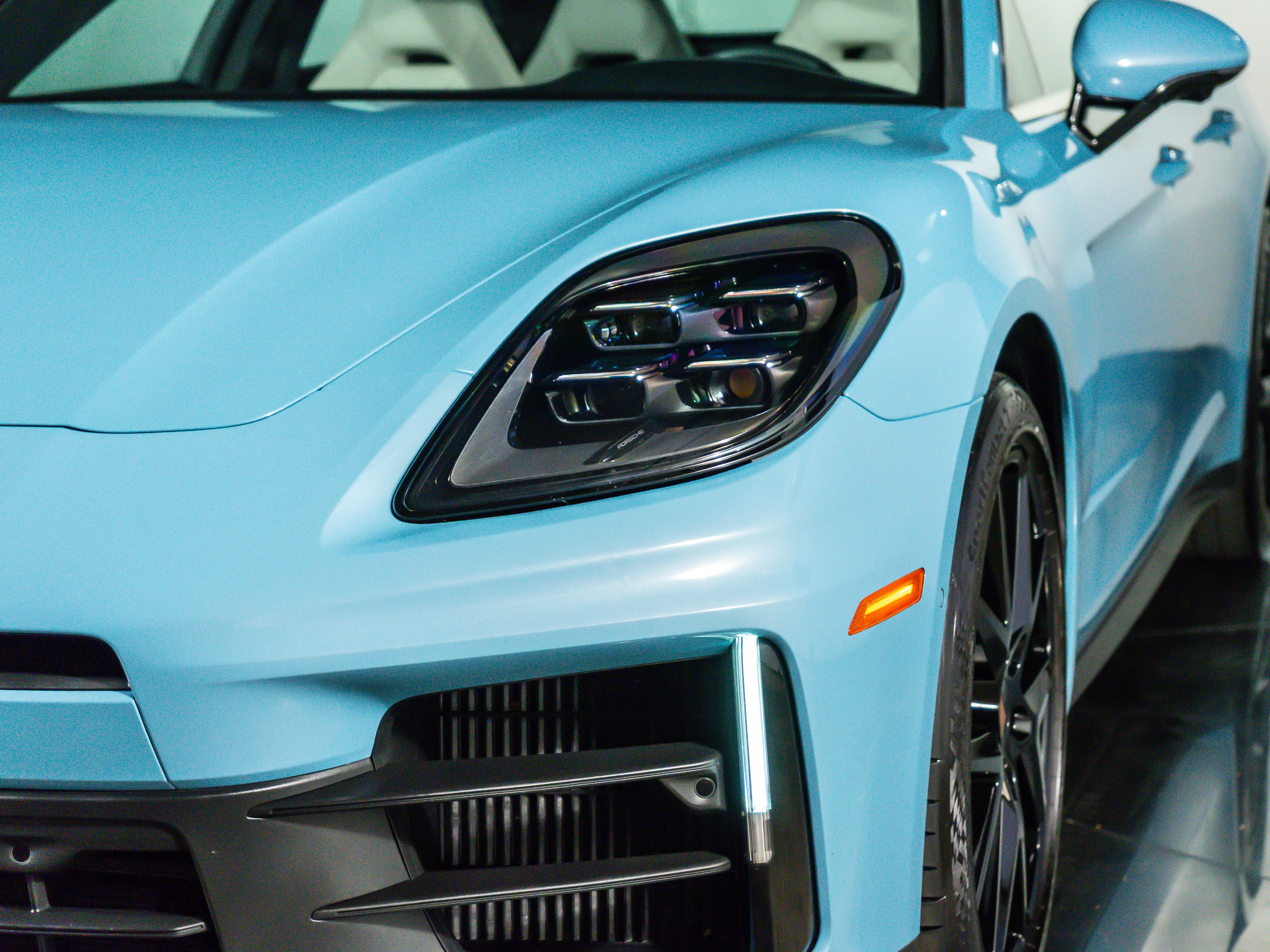 2026 Porsche Panamera Base