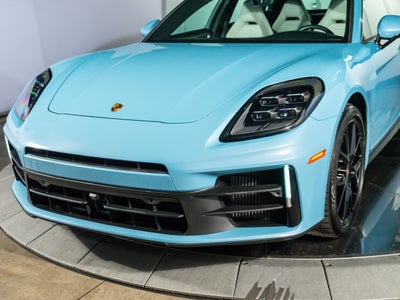 2026 Porsche Panamera Base