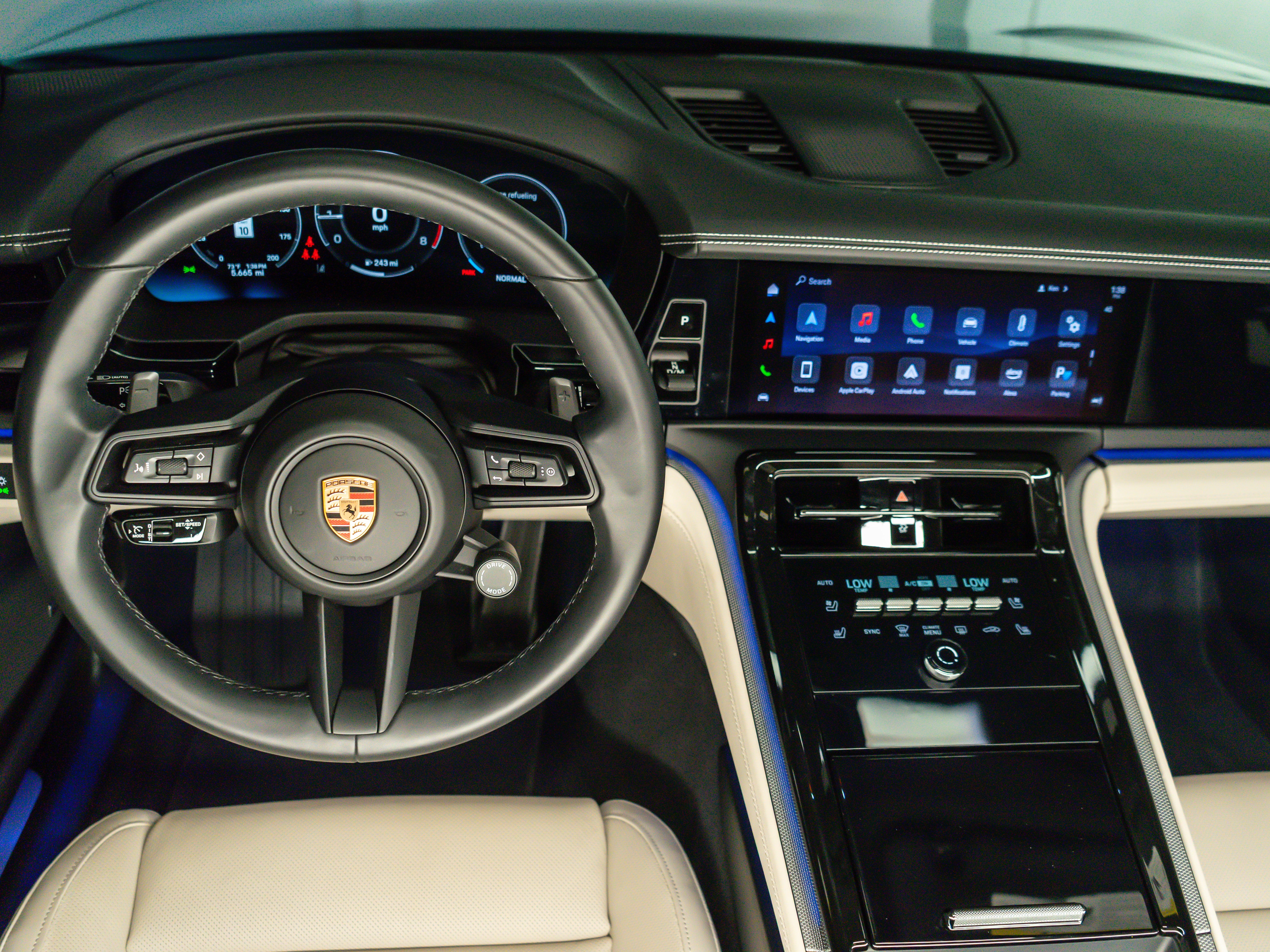 2026 Porsche Panamera Base