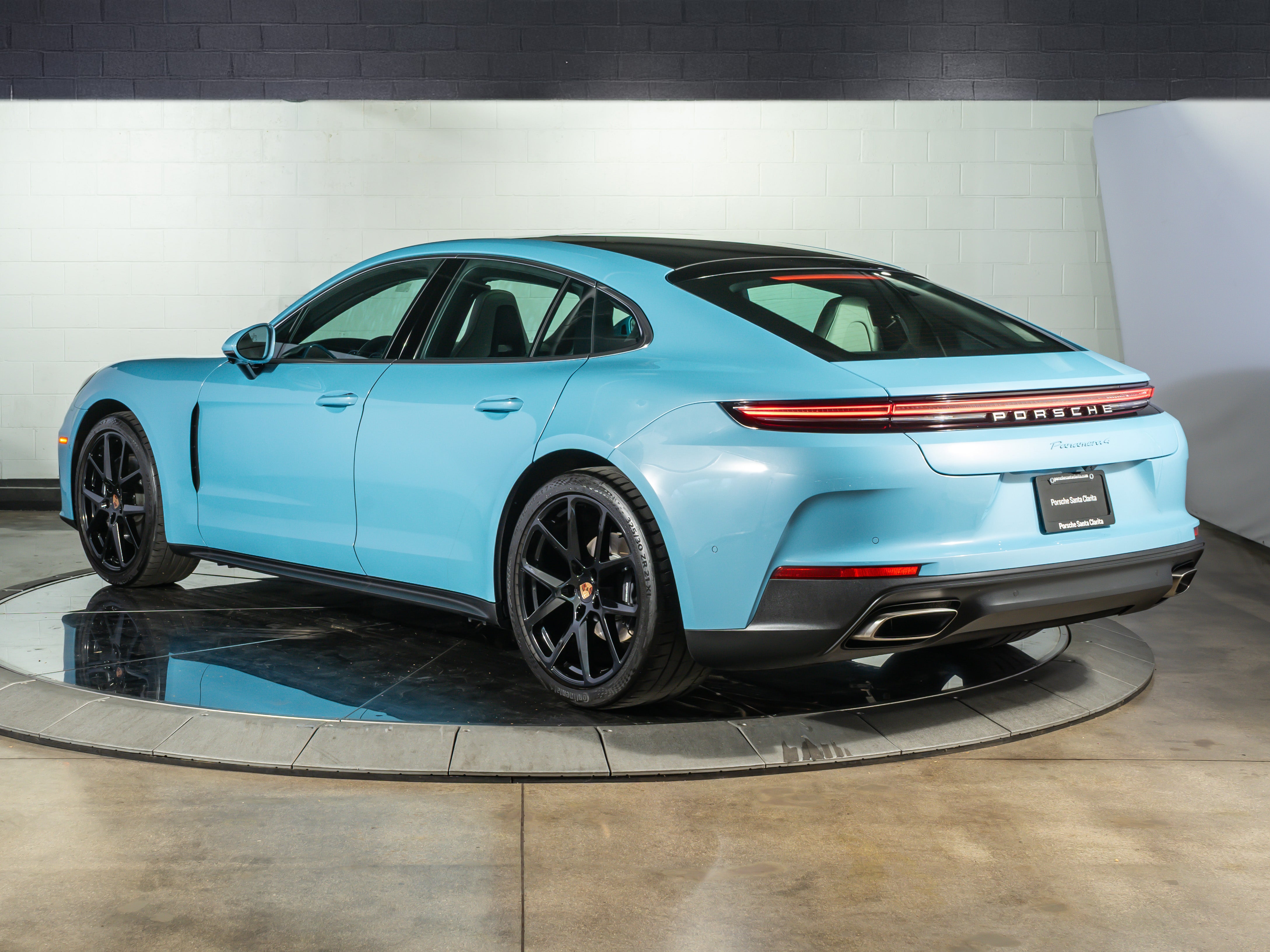 2026 Porsche Panamera Base