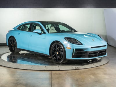 2026 Porsche Panamera Base