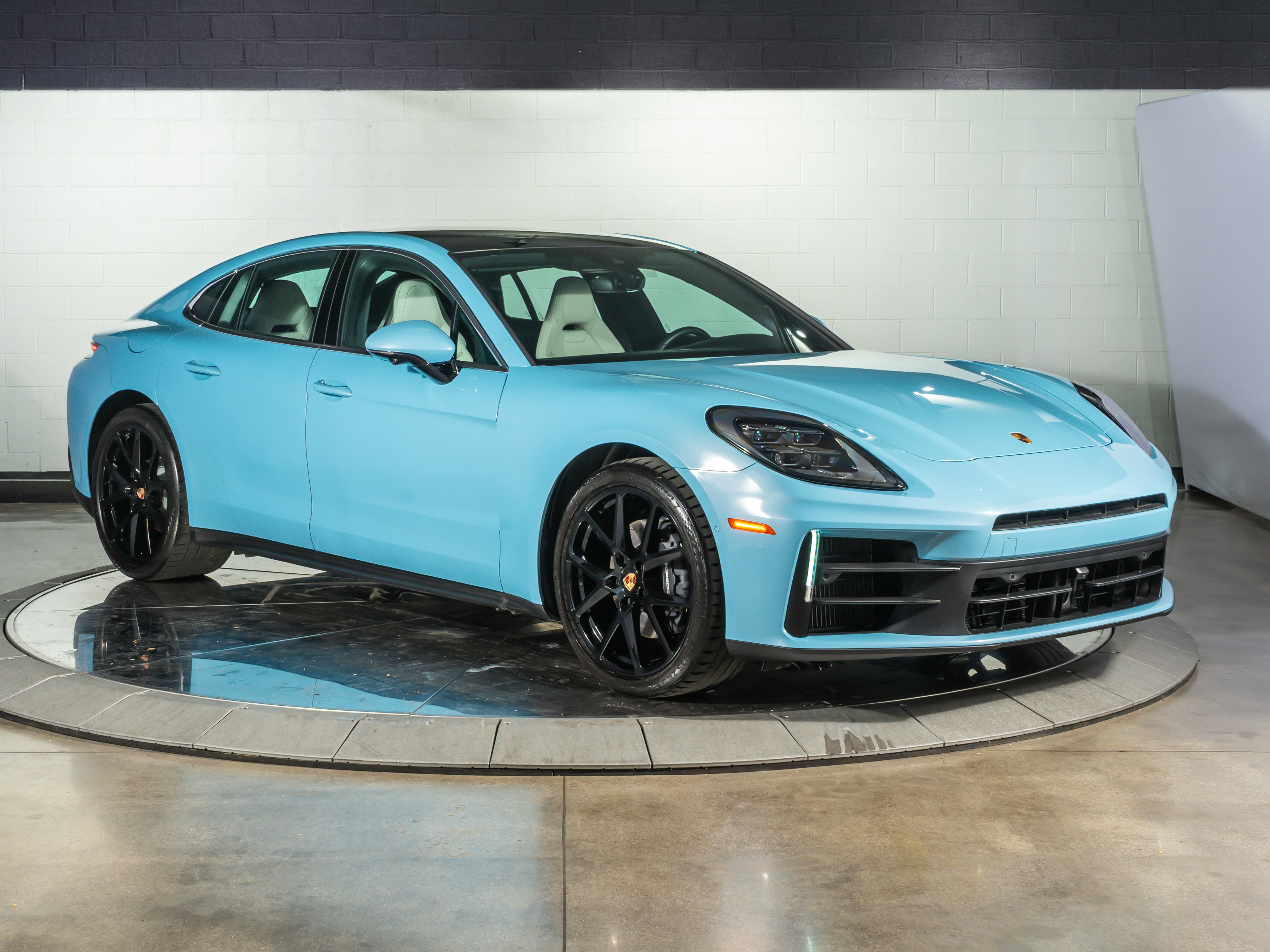 2026 Porsche Panamera Base