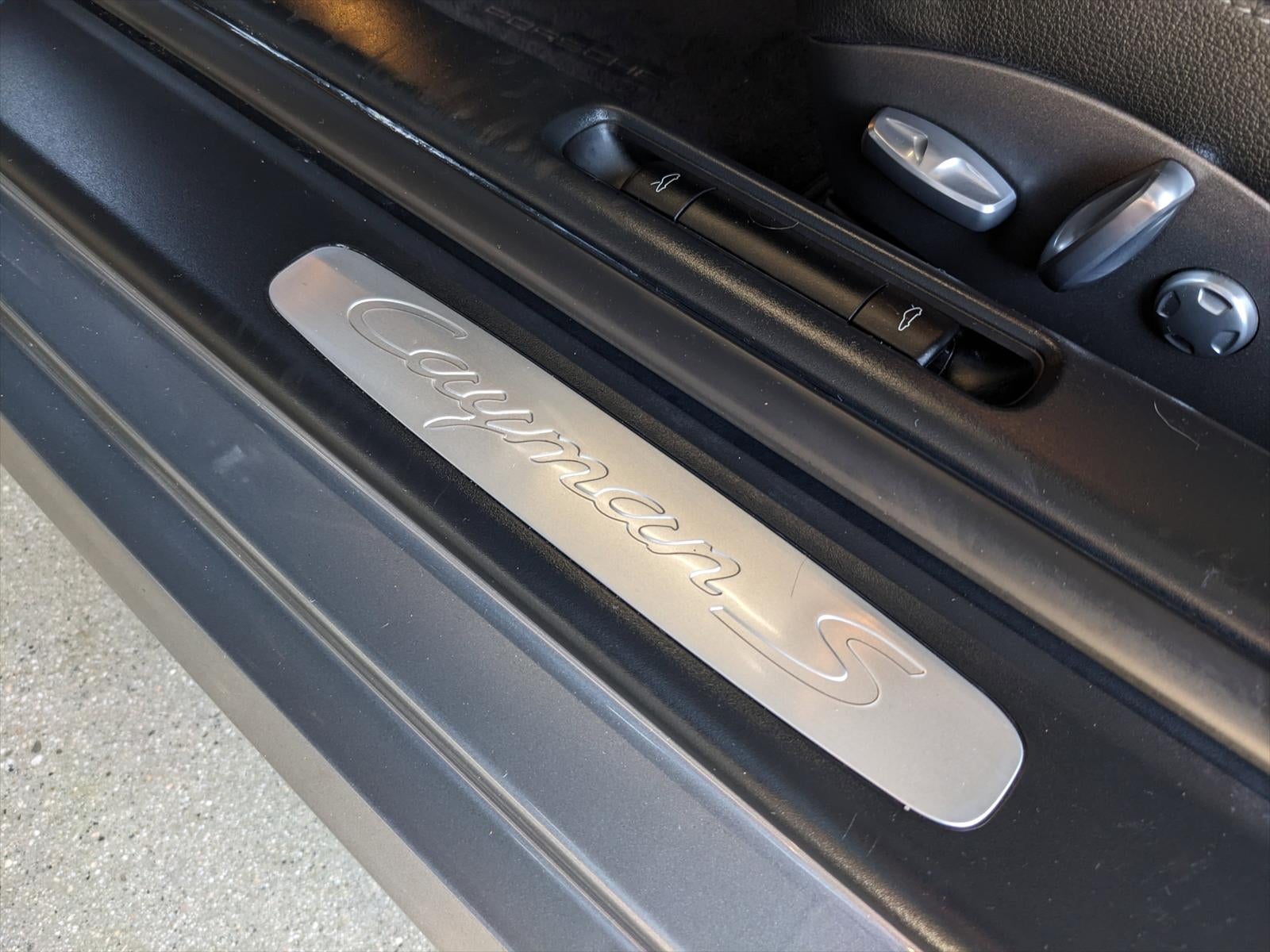 2006 Porsche Cayman S S