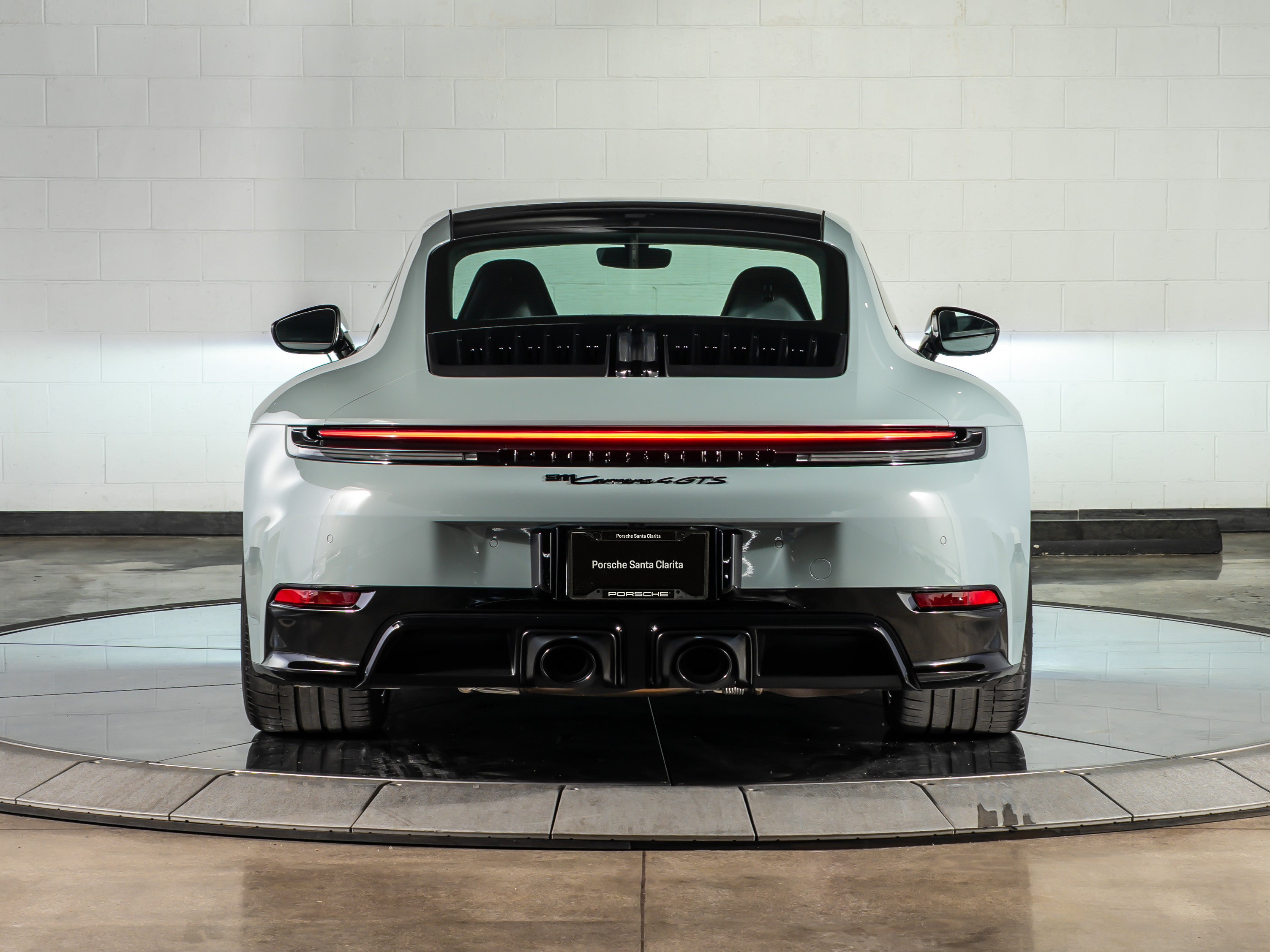 2025 Porsche 911 Carrera GTS