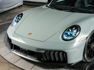 2025 Porsche 911 Carrera GTS