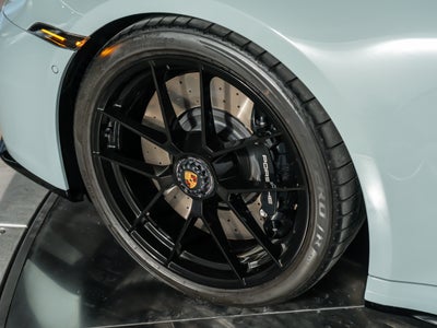 2025 Porsche 911 Carrera GTS