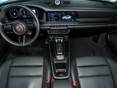 2025 Porsche 911 Carrera GTS