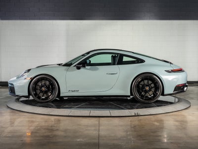 2025 Porsche 911 Carrera GTS