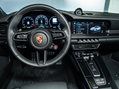 2025 Porsche 911 Carrera GTS
