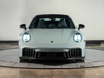 2025 Porsche 911 Carrera GTS