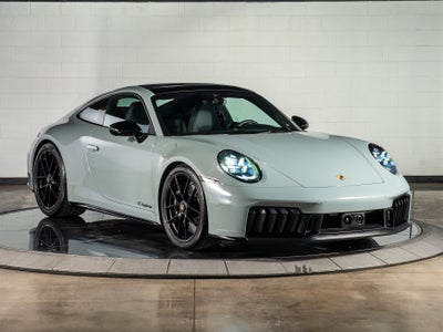 2025 Porsche 911 Carrera GTS