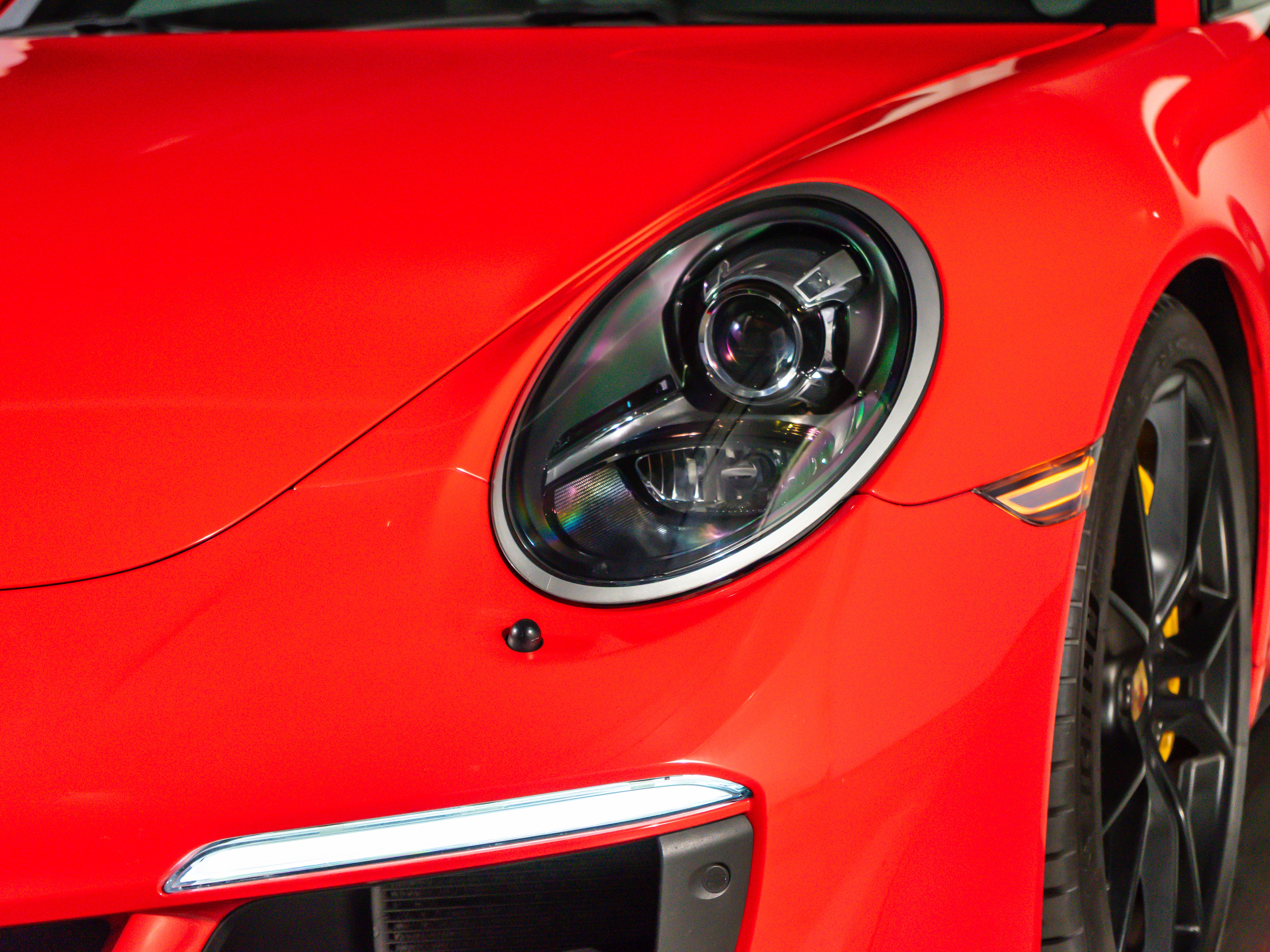 2018 Porsche 911 Carrera GTS