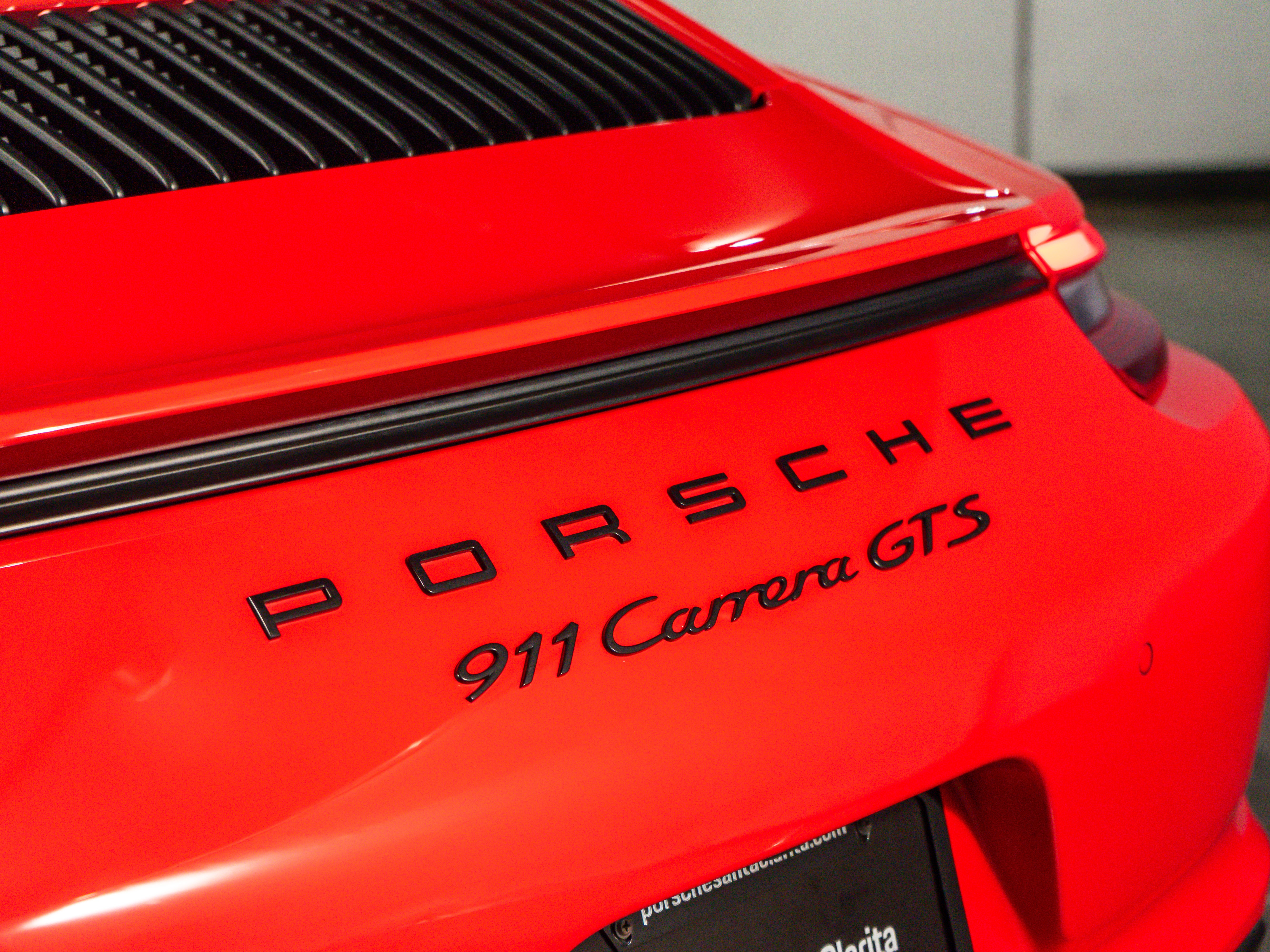 2018 Porsche 911 Carrera GTS