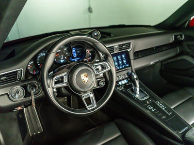 2018 Porsche 911 Carrera GTS