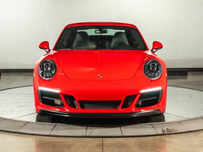 2018 Porsche 911 Carrera GTS