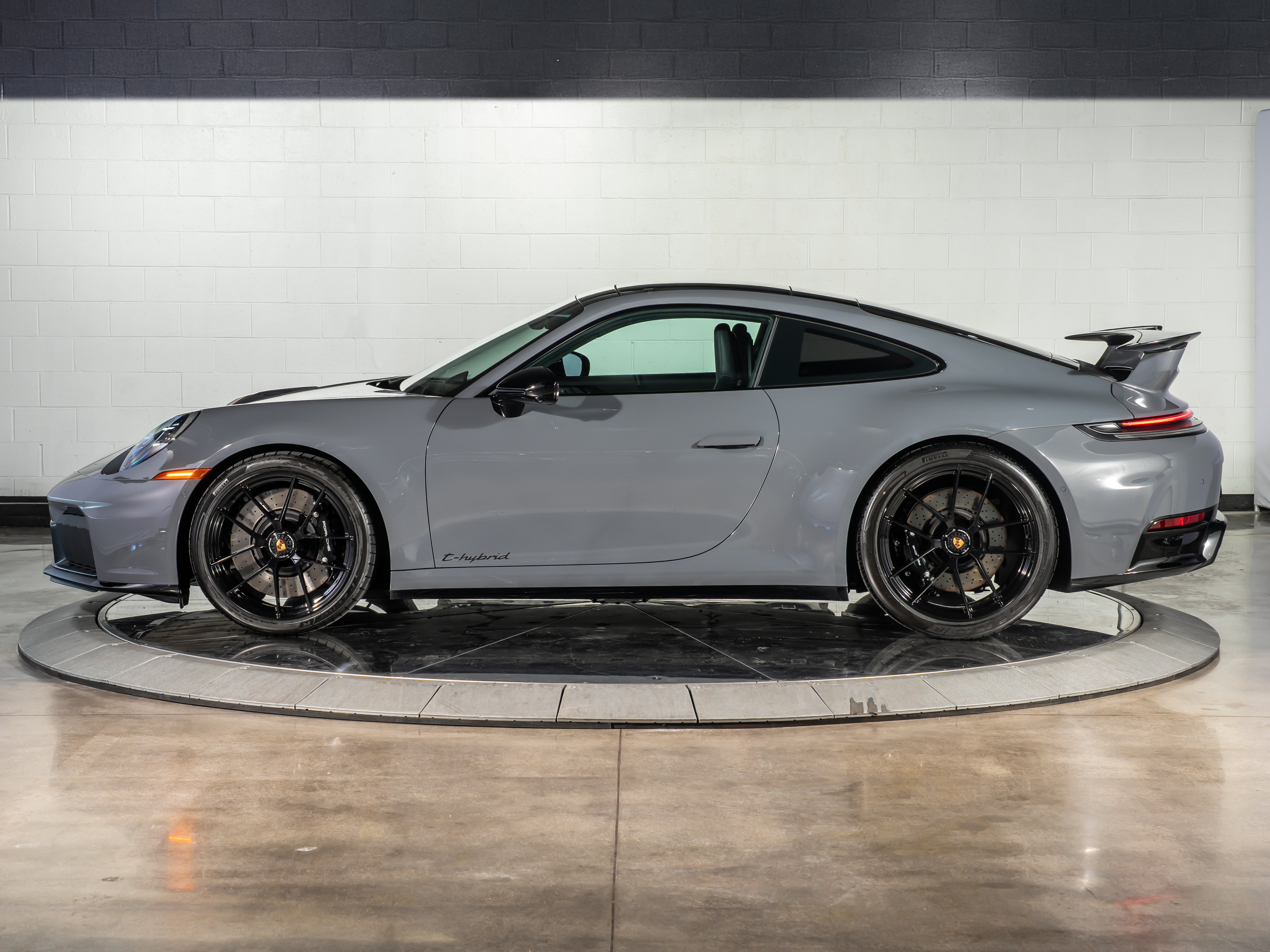 2026 Porsche 911 Carrera GTS