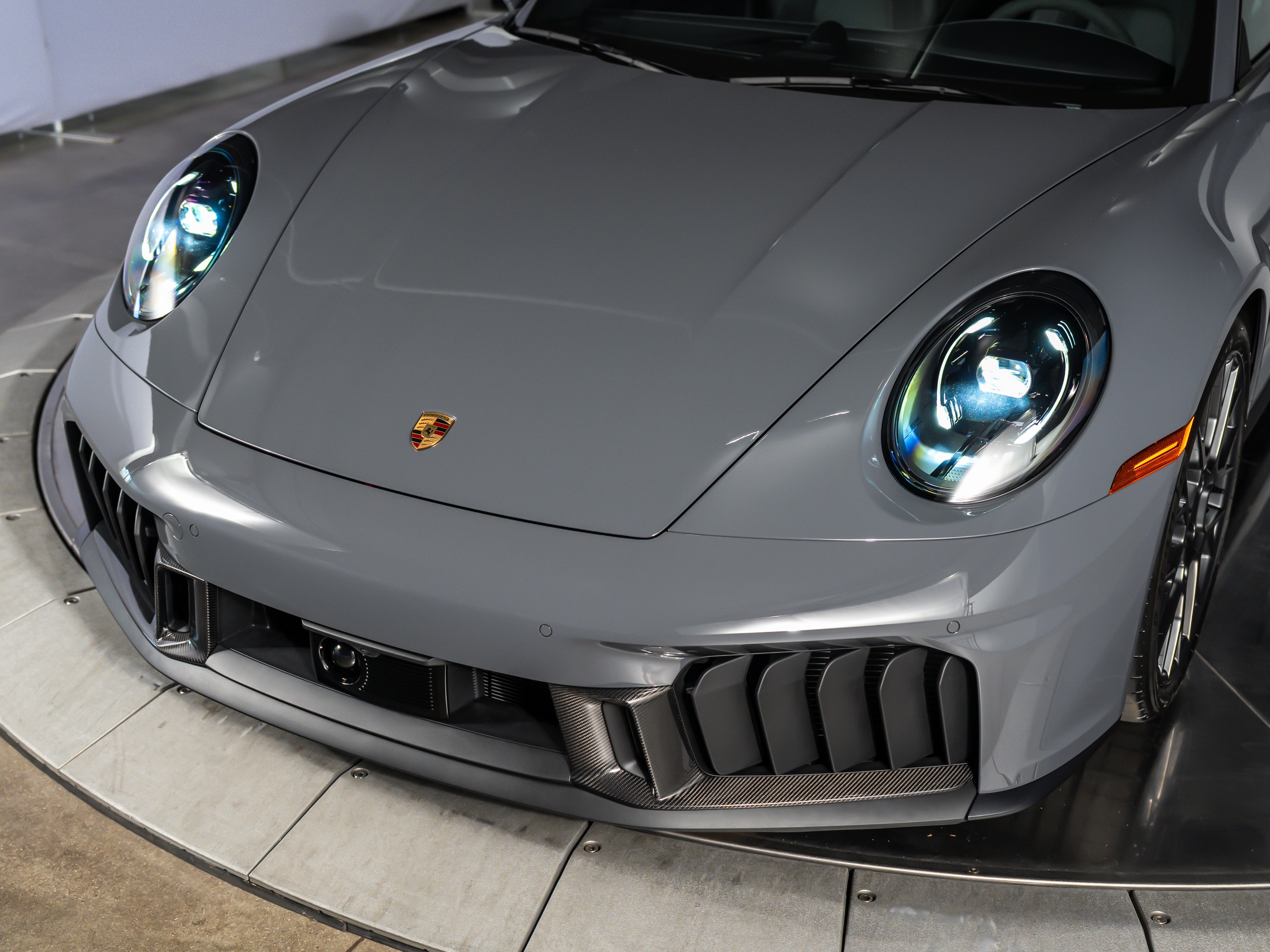 2026 Porsche 911 Carrera 4 GTS