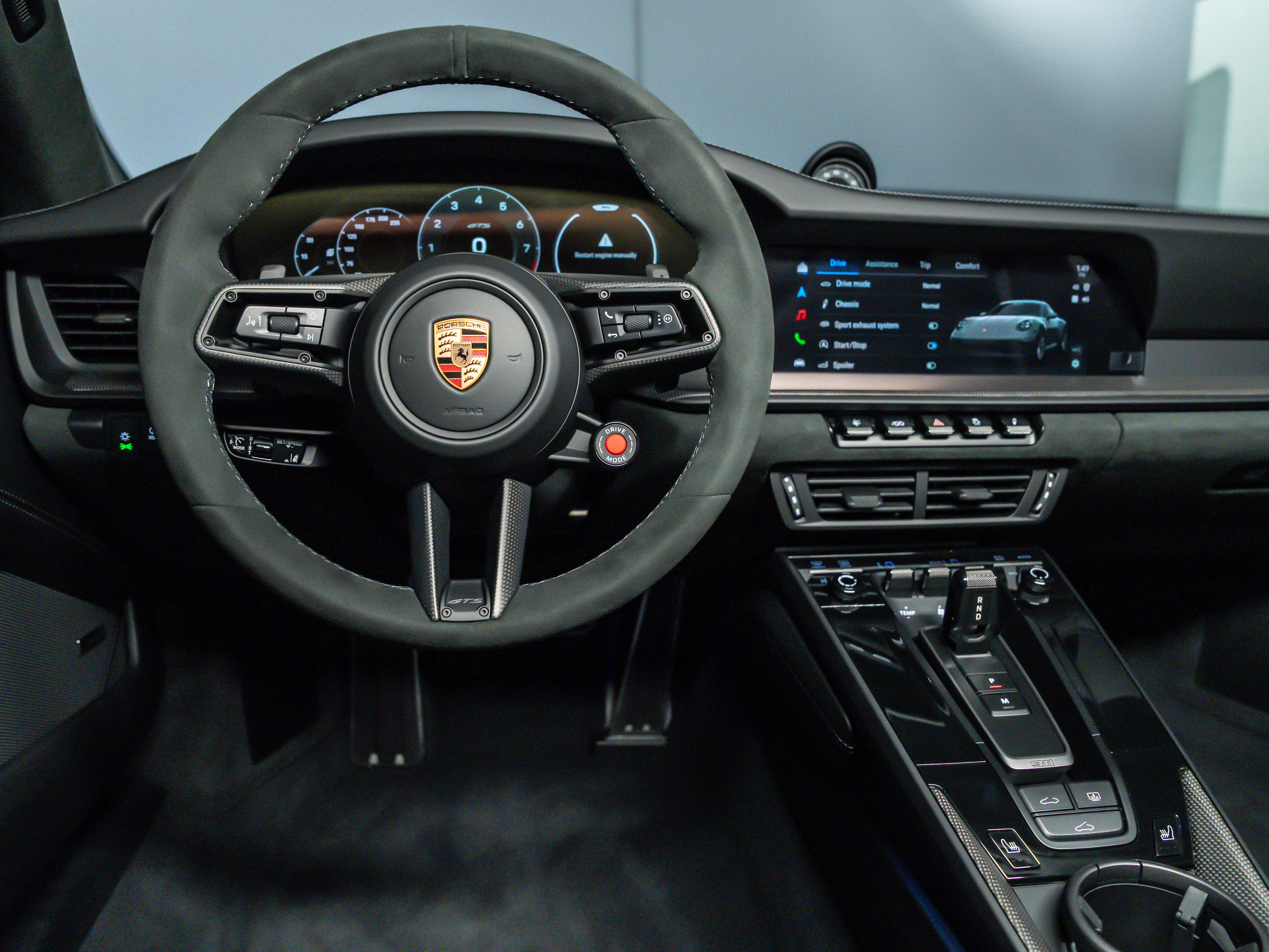 2026 Porsche 911 Carrera 4 GTS