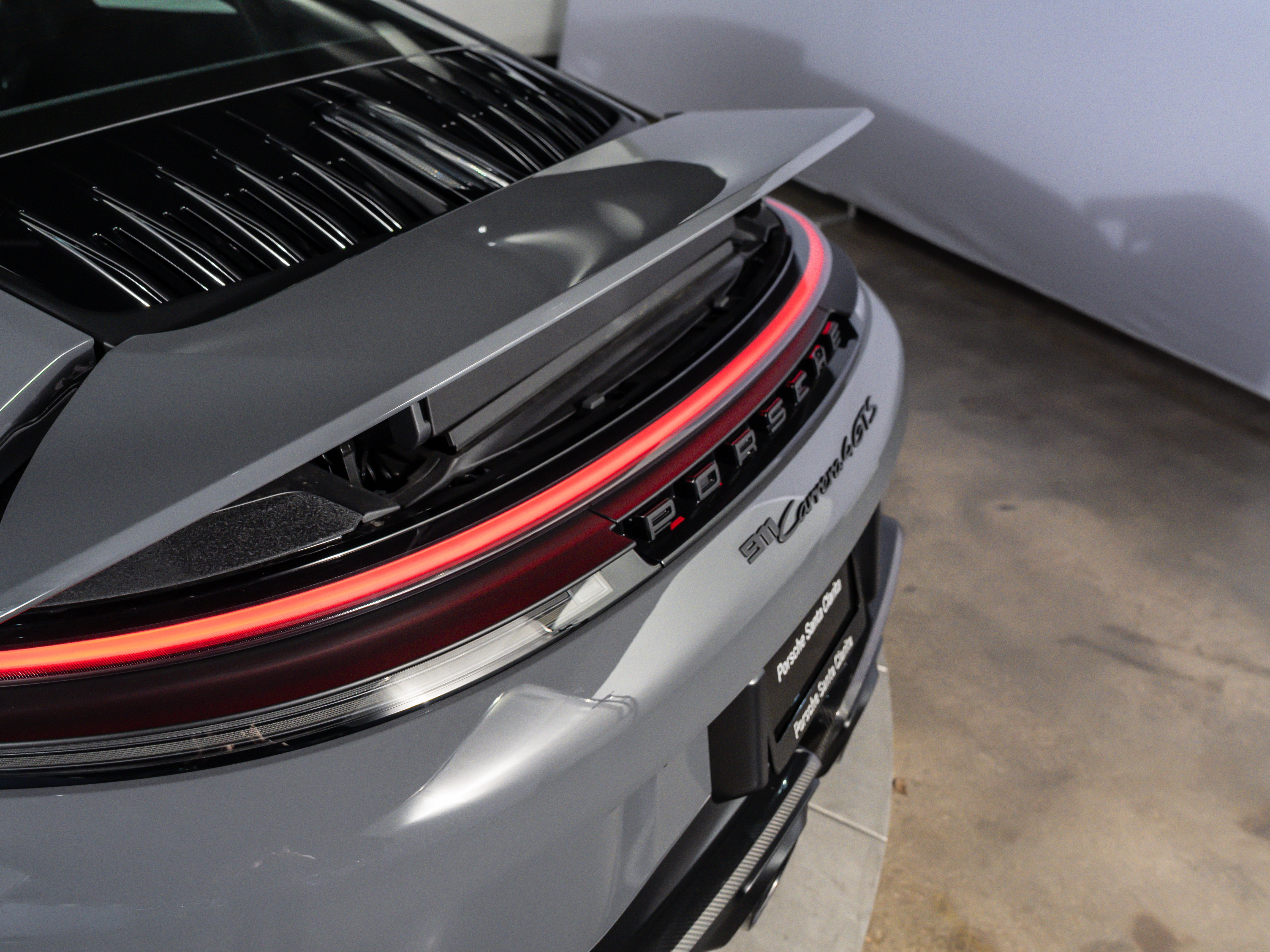 2026 Porsche 911 Carrera 4 GTS
