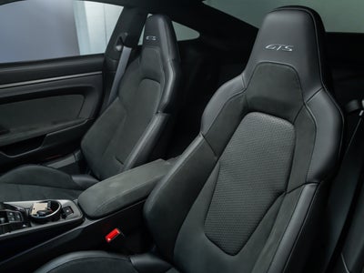 2026 Porsche 911 Carrera 4 GTS