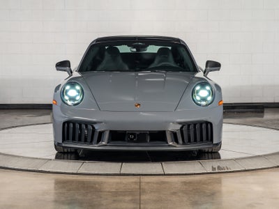 2026 Porsche 911 Carrera 4 GTS