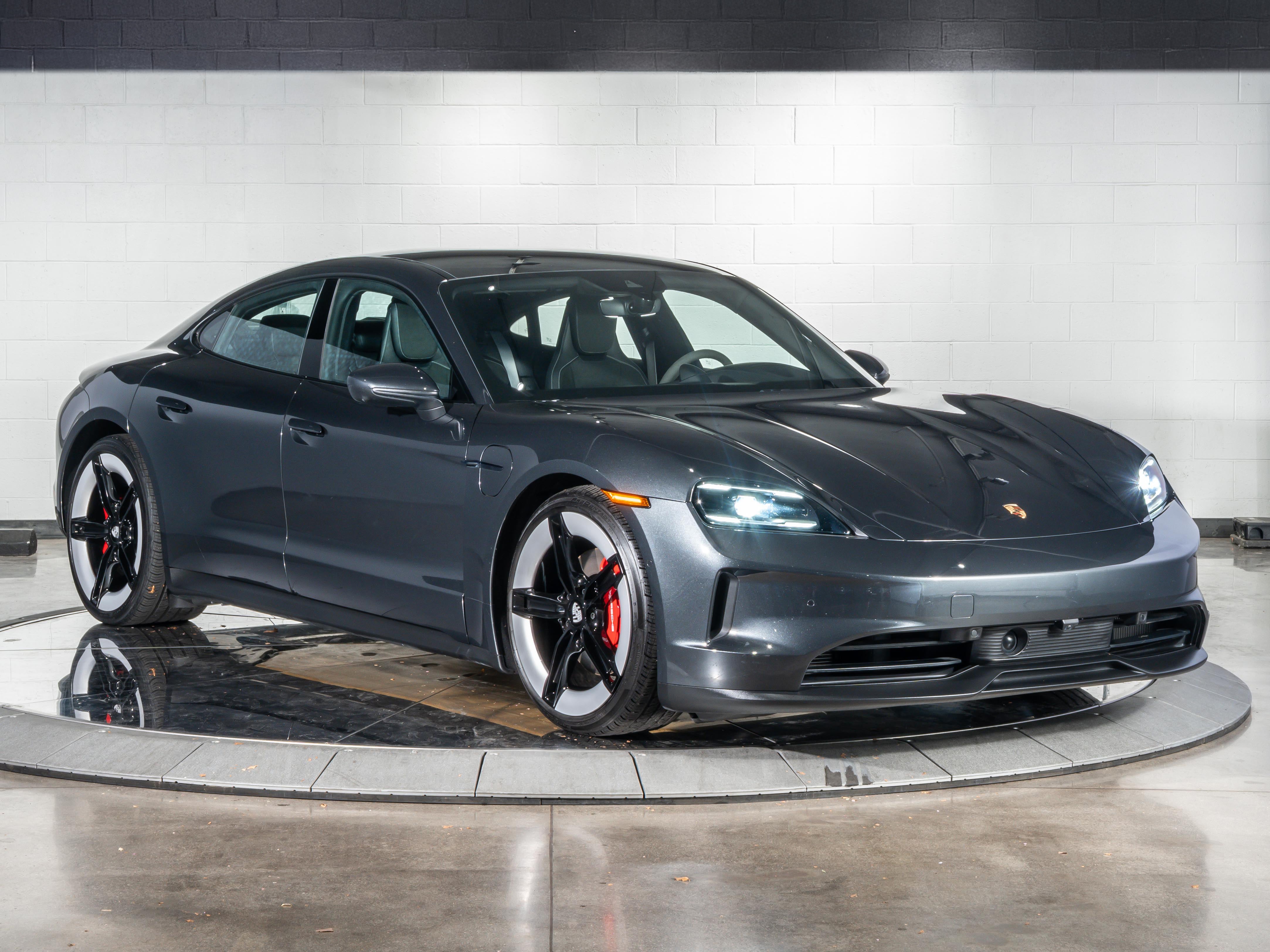 2025 Porsche Taycan 4S
