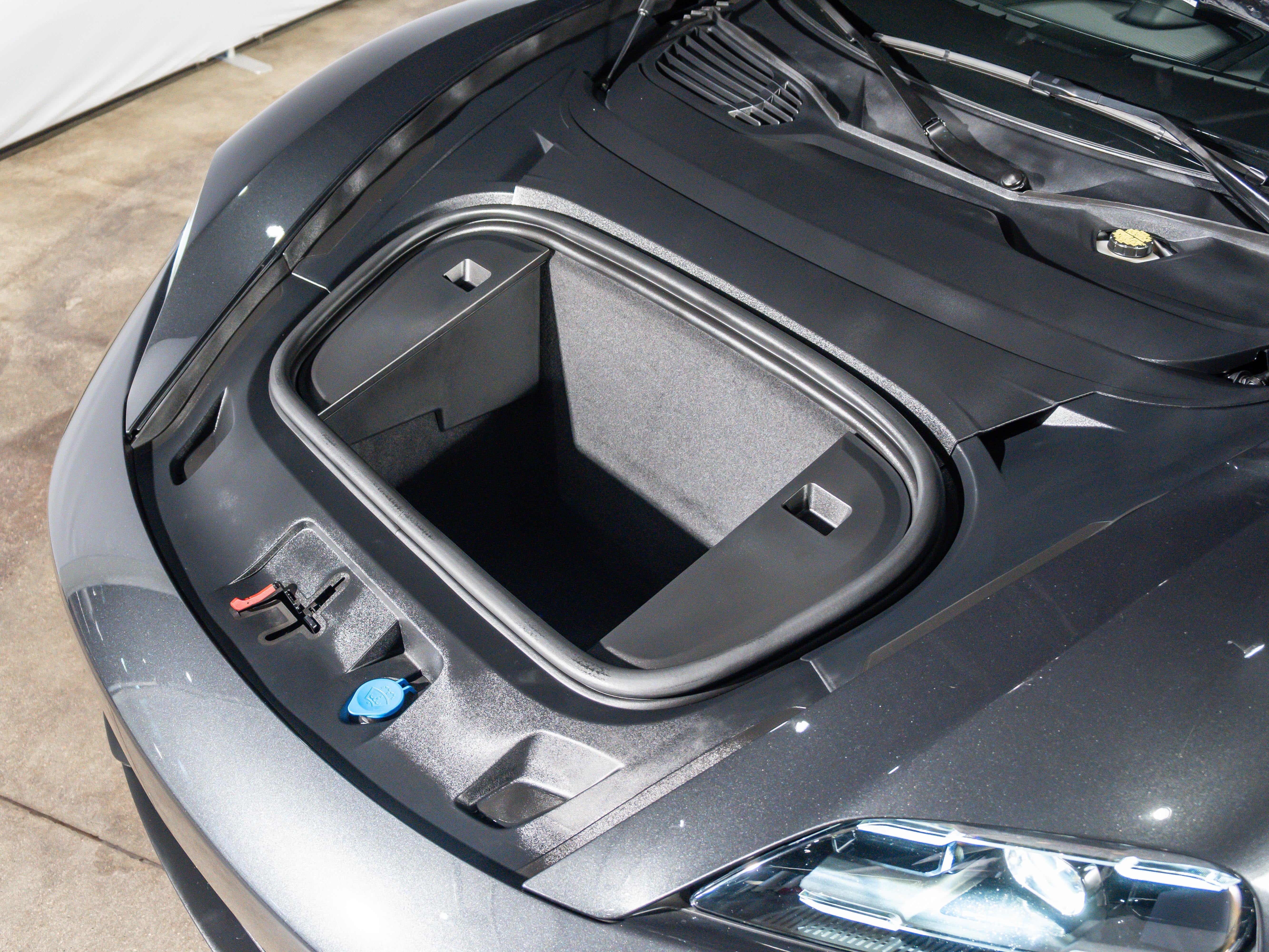 2025 Porsche Taycan 4S