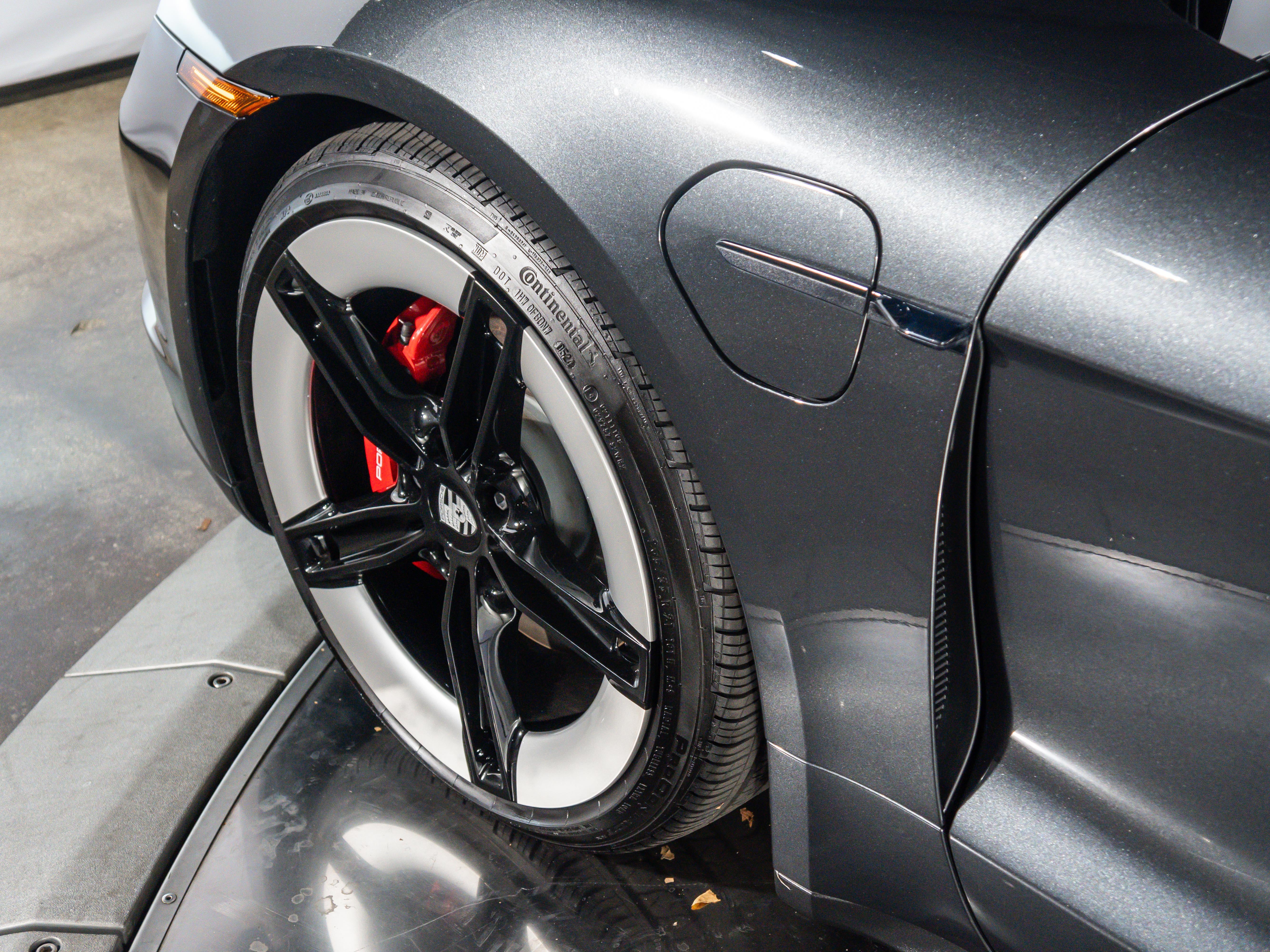 2025 Porsche Taycan 4S
