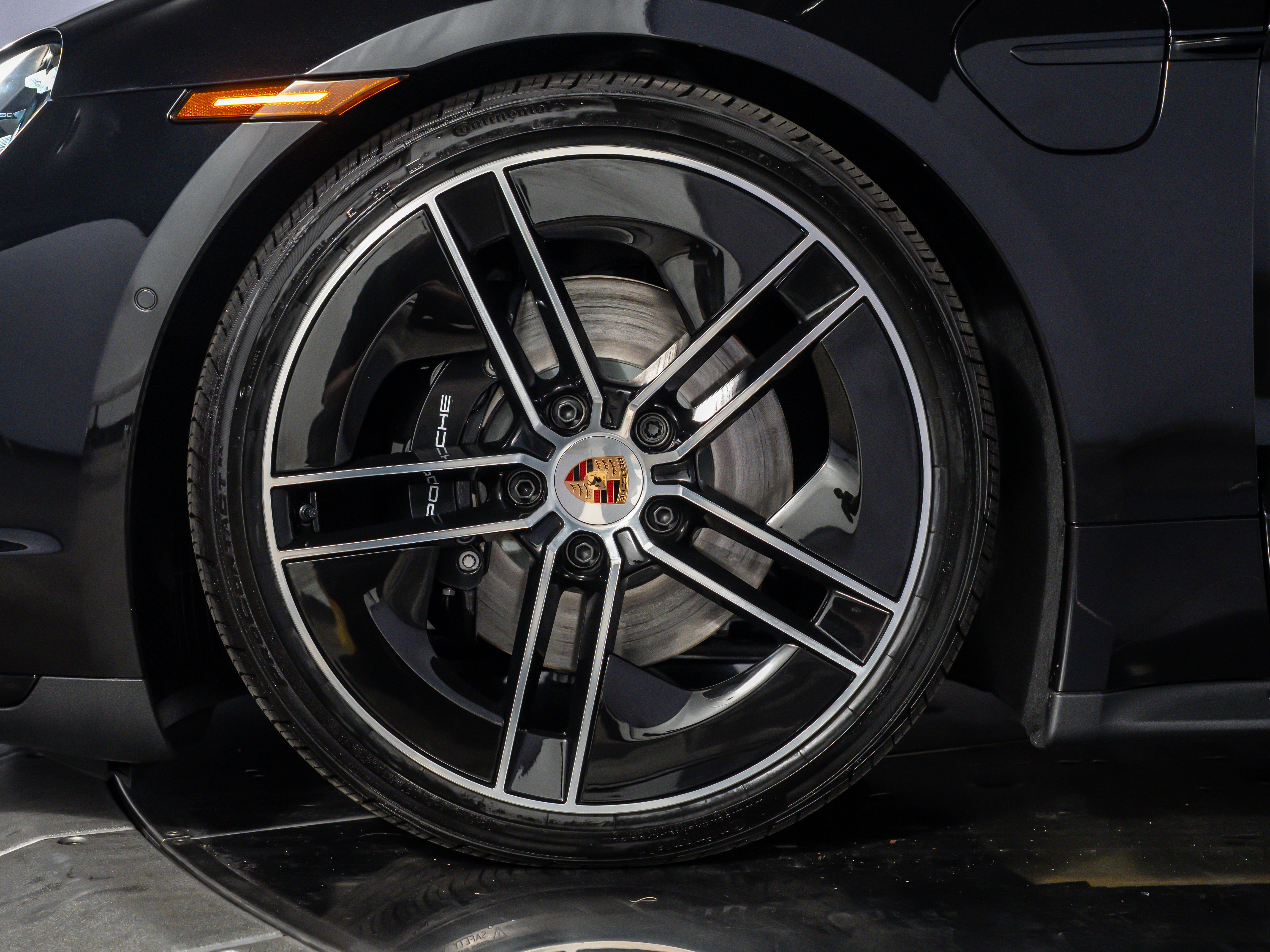 2026 Porsche Taycan 4S Black Edition