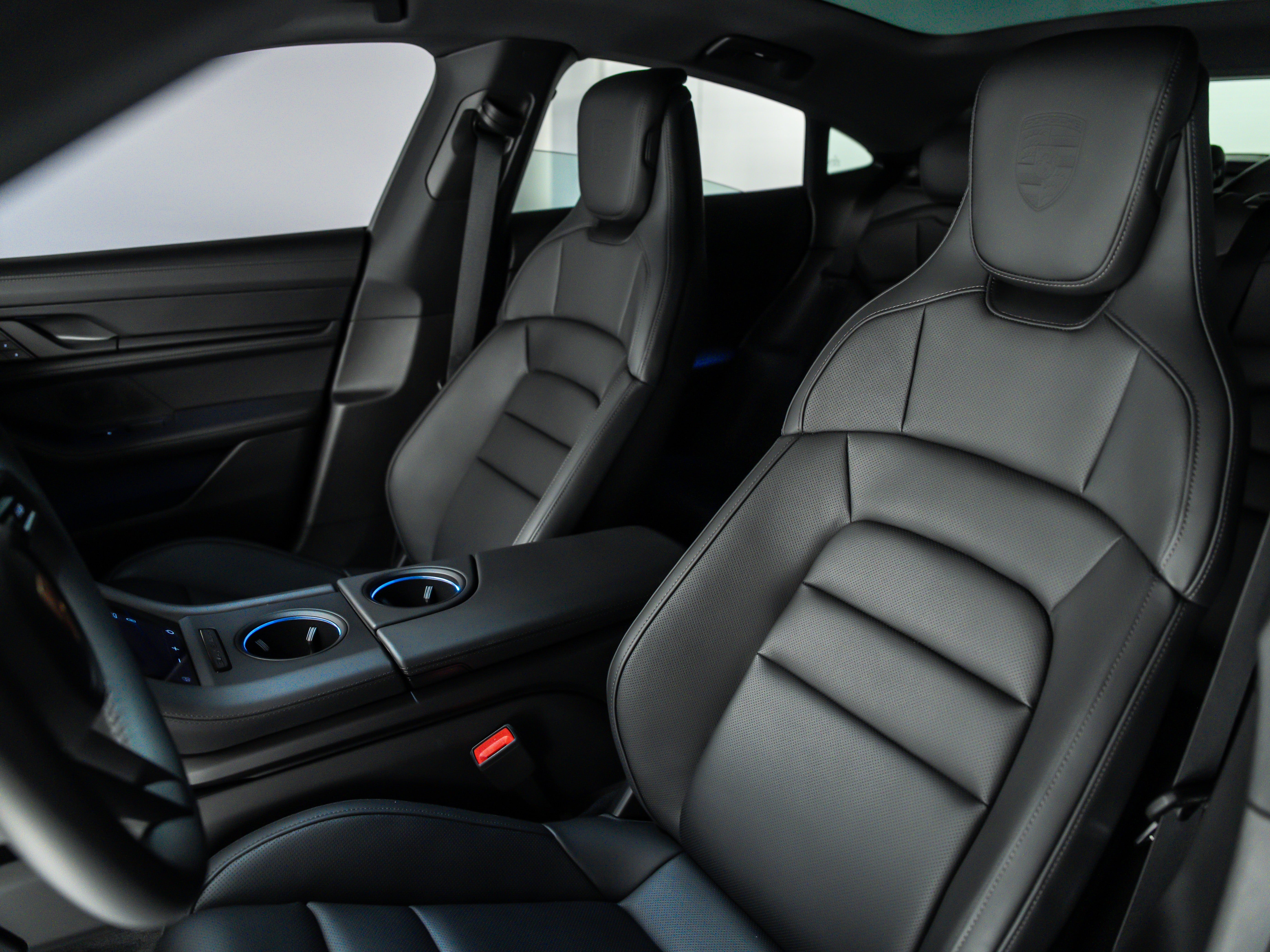 2026 Porsche Taycan 4S Black Edition