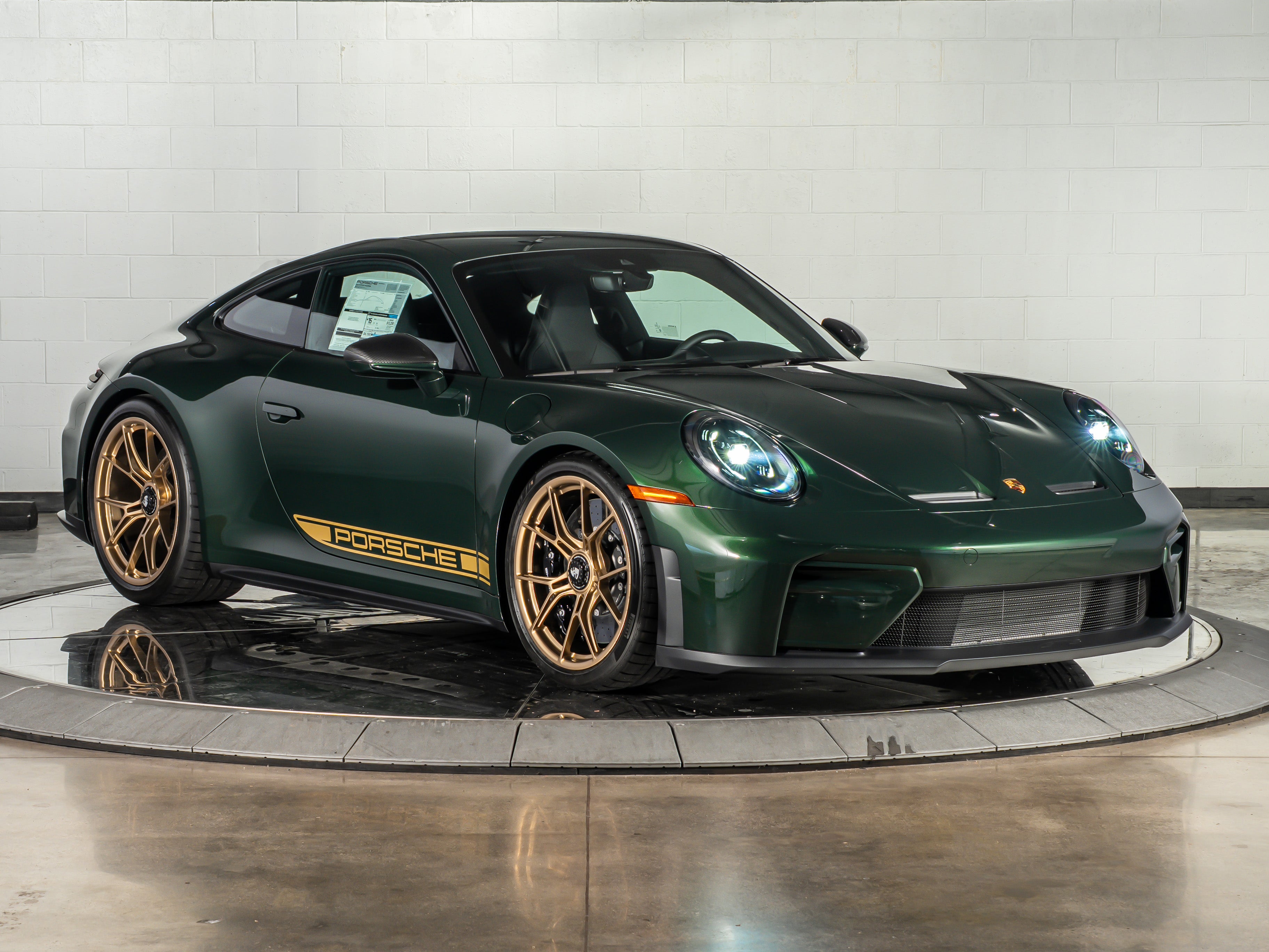 2026 Porsche 911 GT3 w/Touring Package