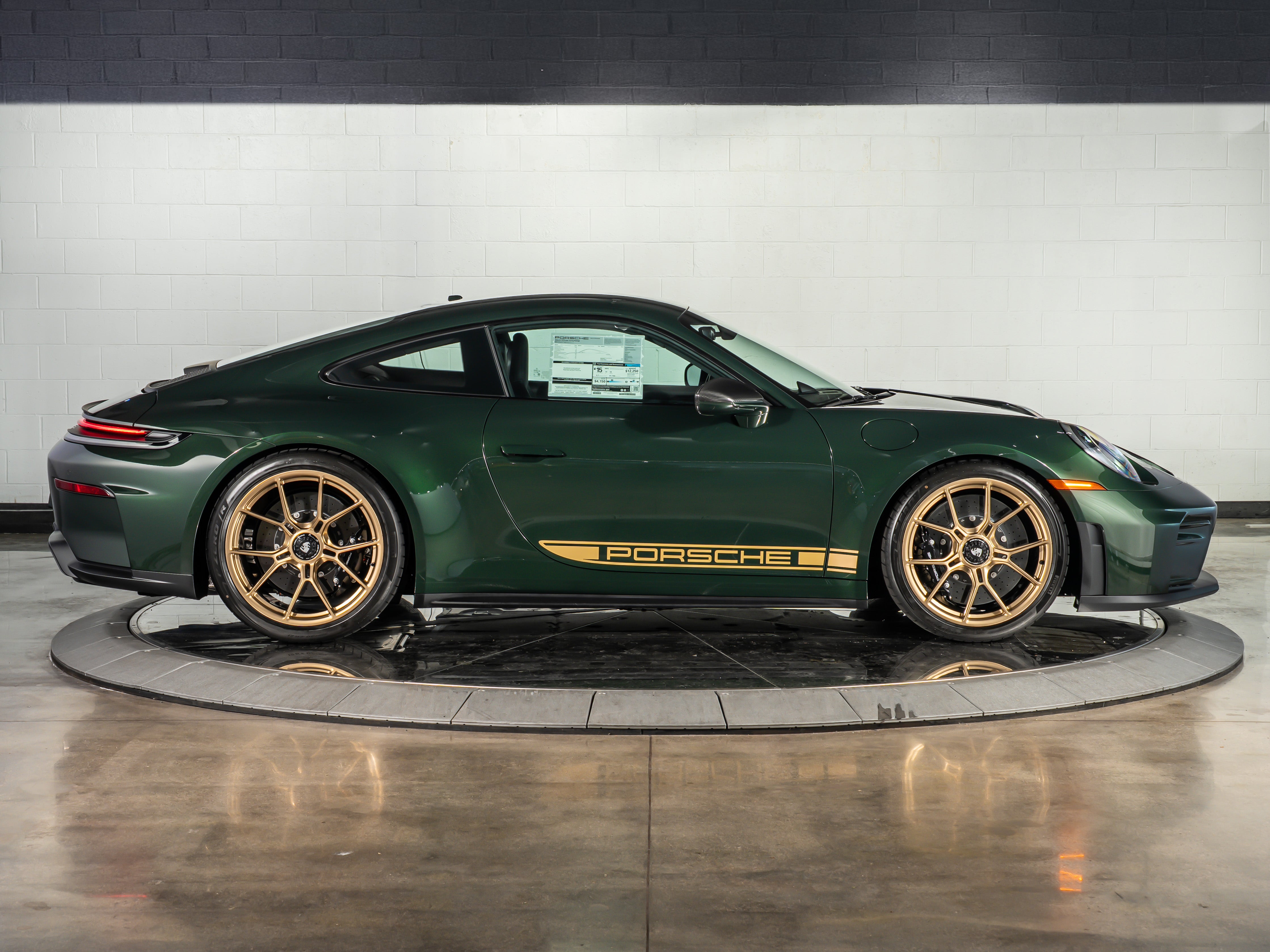 2026 Porsche 911 GT3 w/Touring Package
