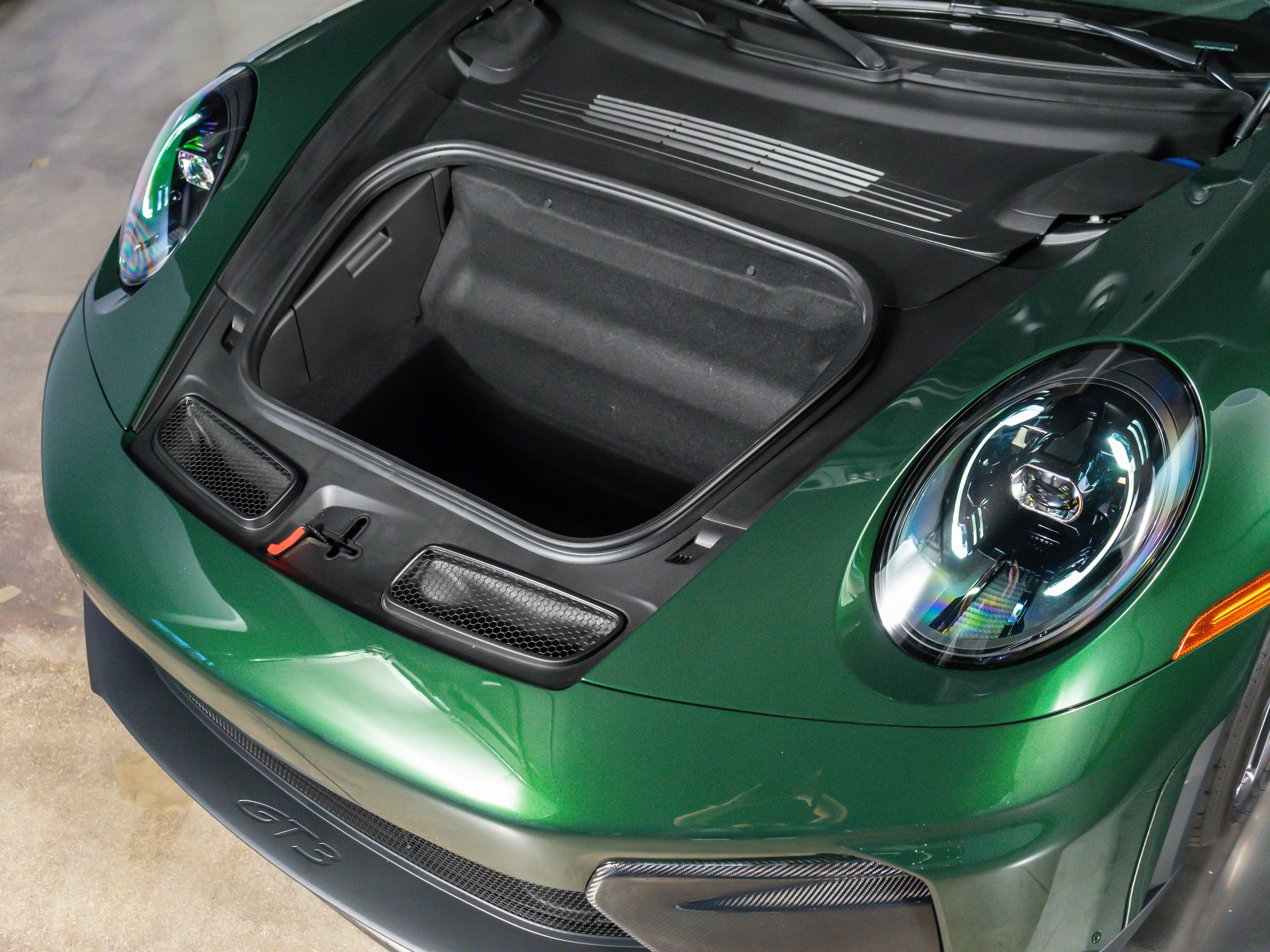 2026 Porsche 911 GT3 w/Touring Package