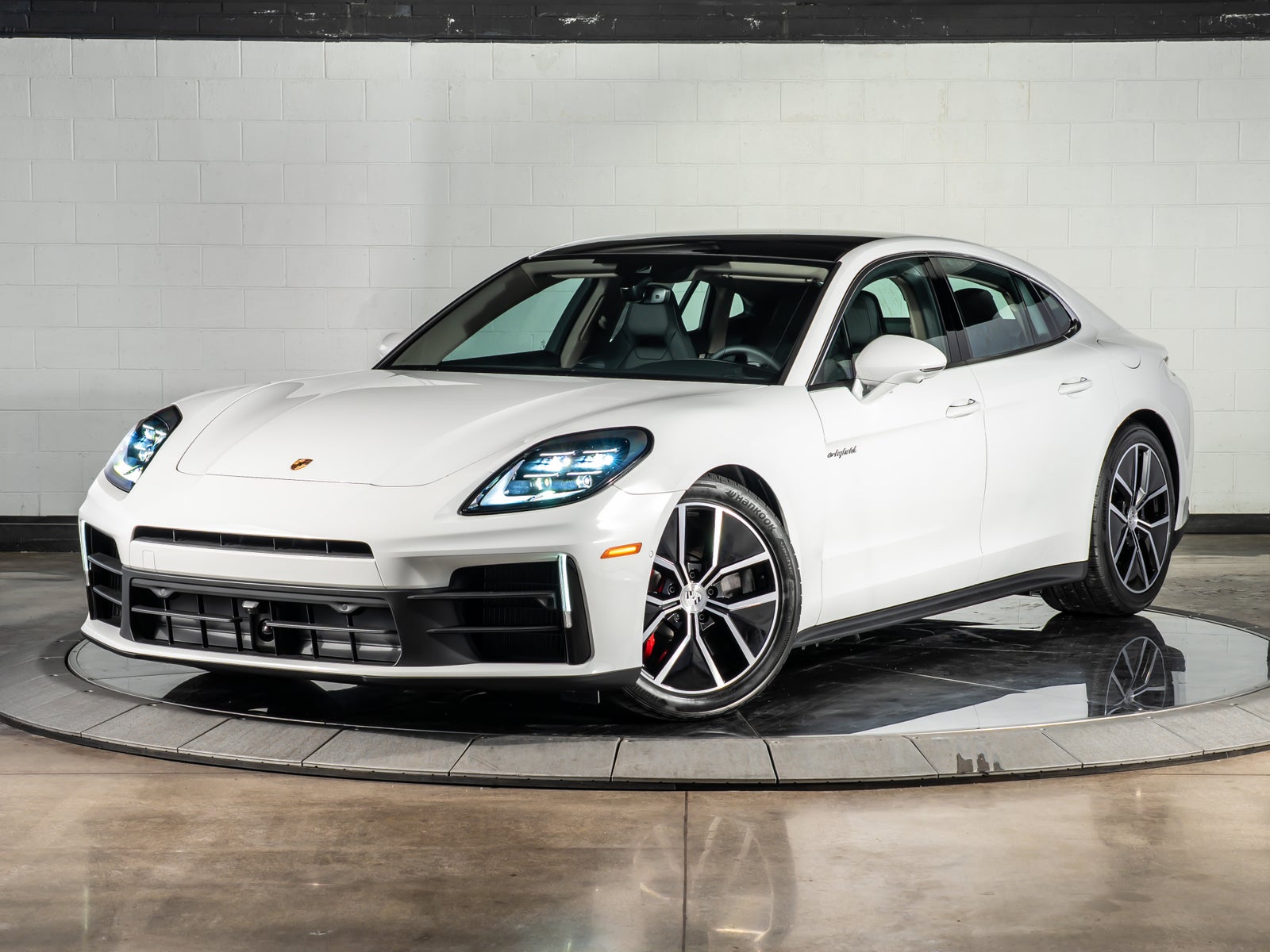 2026 Porsche Panamera 4S E-Hybrid — photo 1 of 35 from the dealer listing