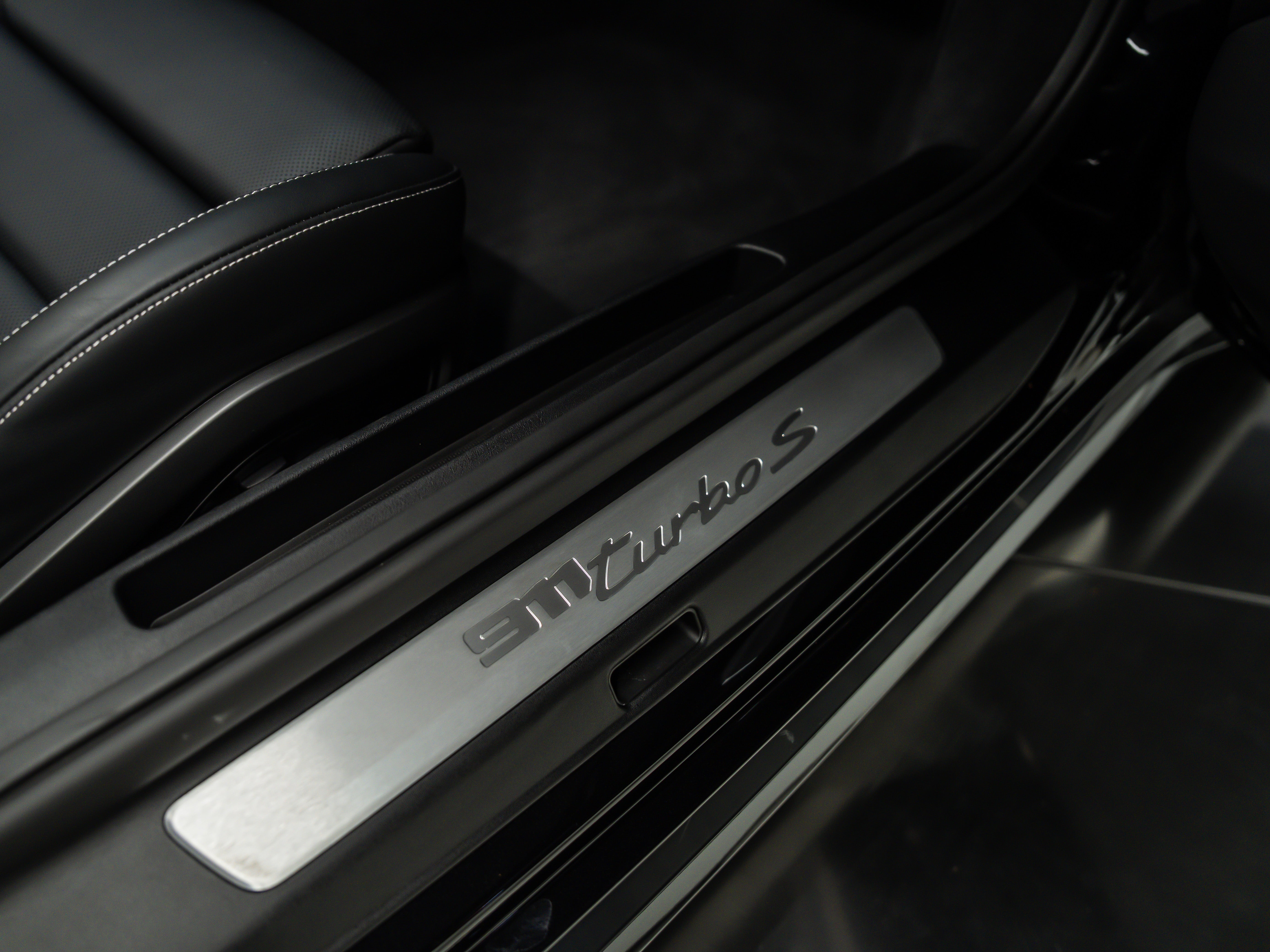 2025 Porsche 911 Turbo S Cabriolet