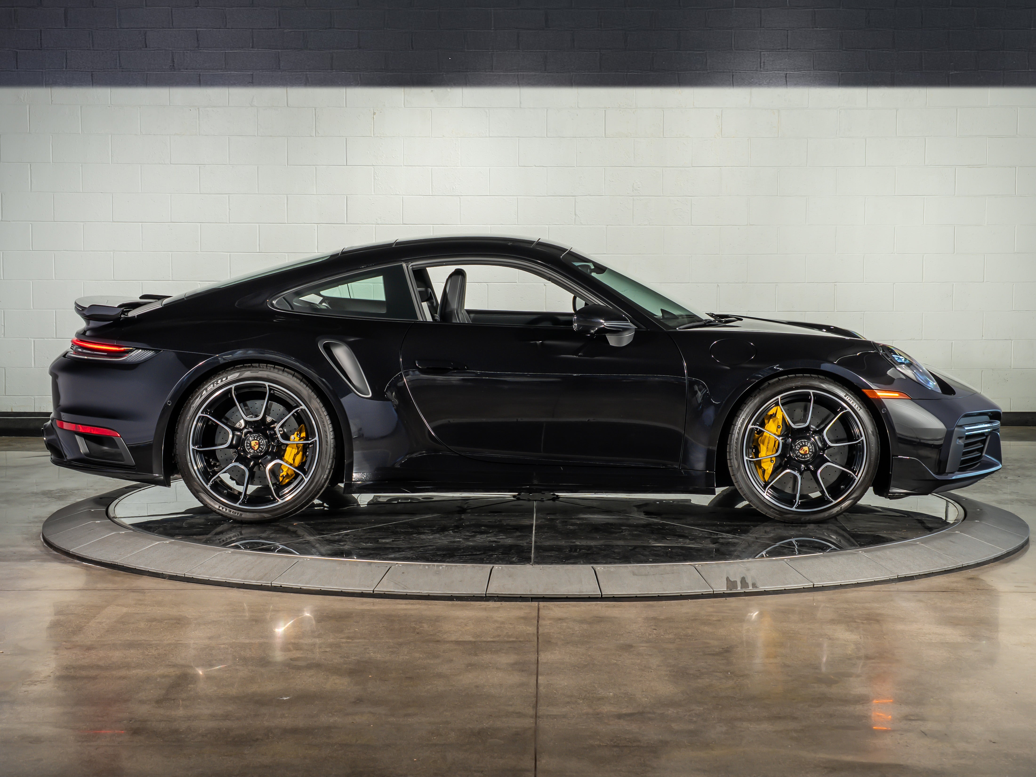 2025 Porsche 911 Turbo S Cabriolet