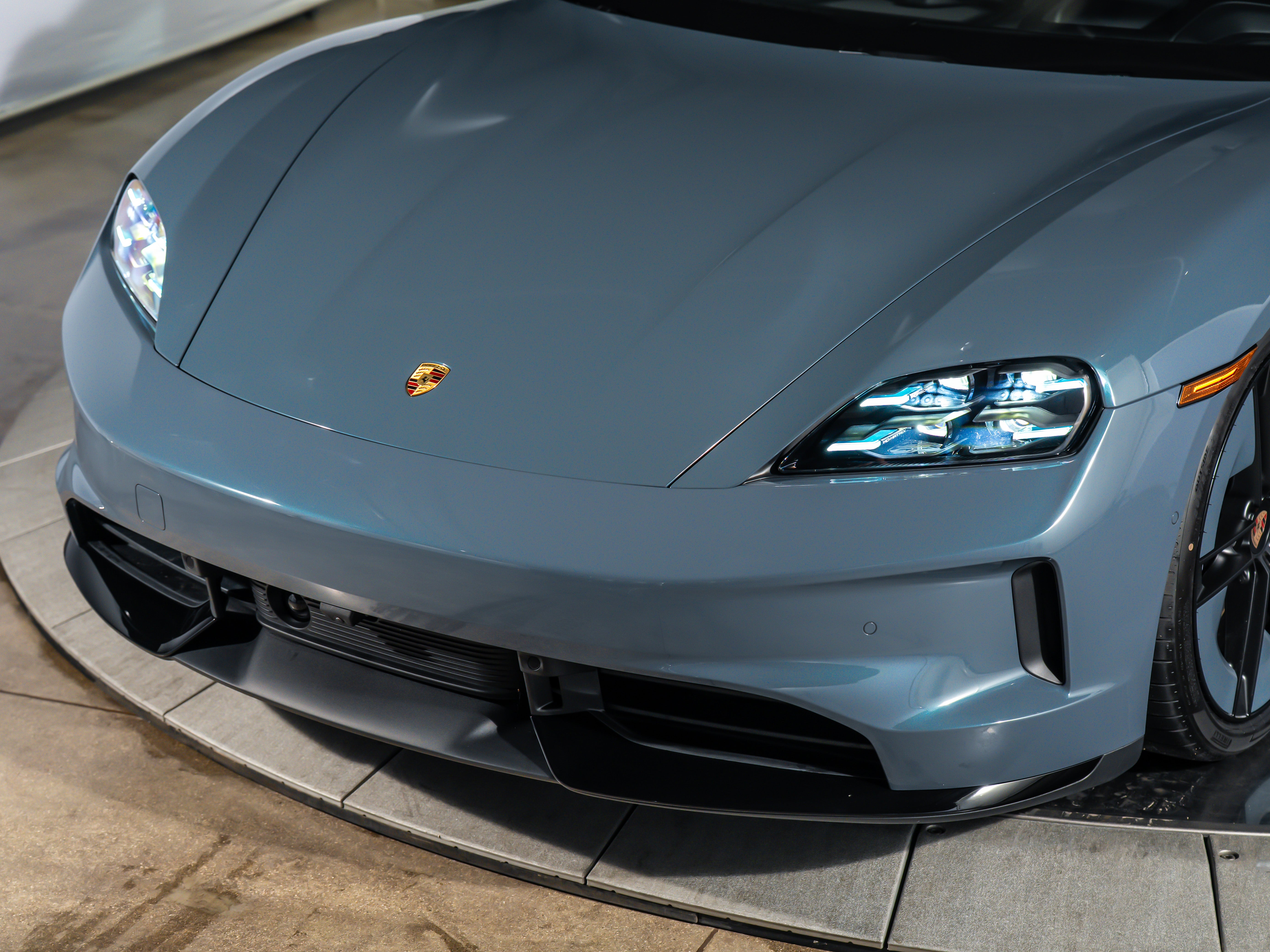 2026 Porsche Taycan GTS