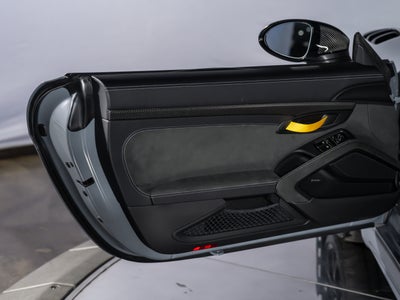 2025 Porsche 718 Cayman GT4 RS