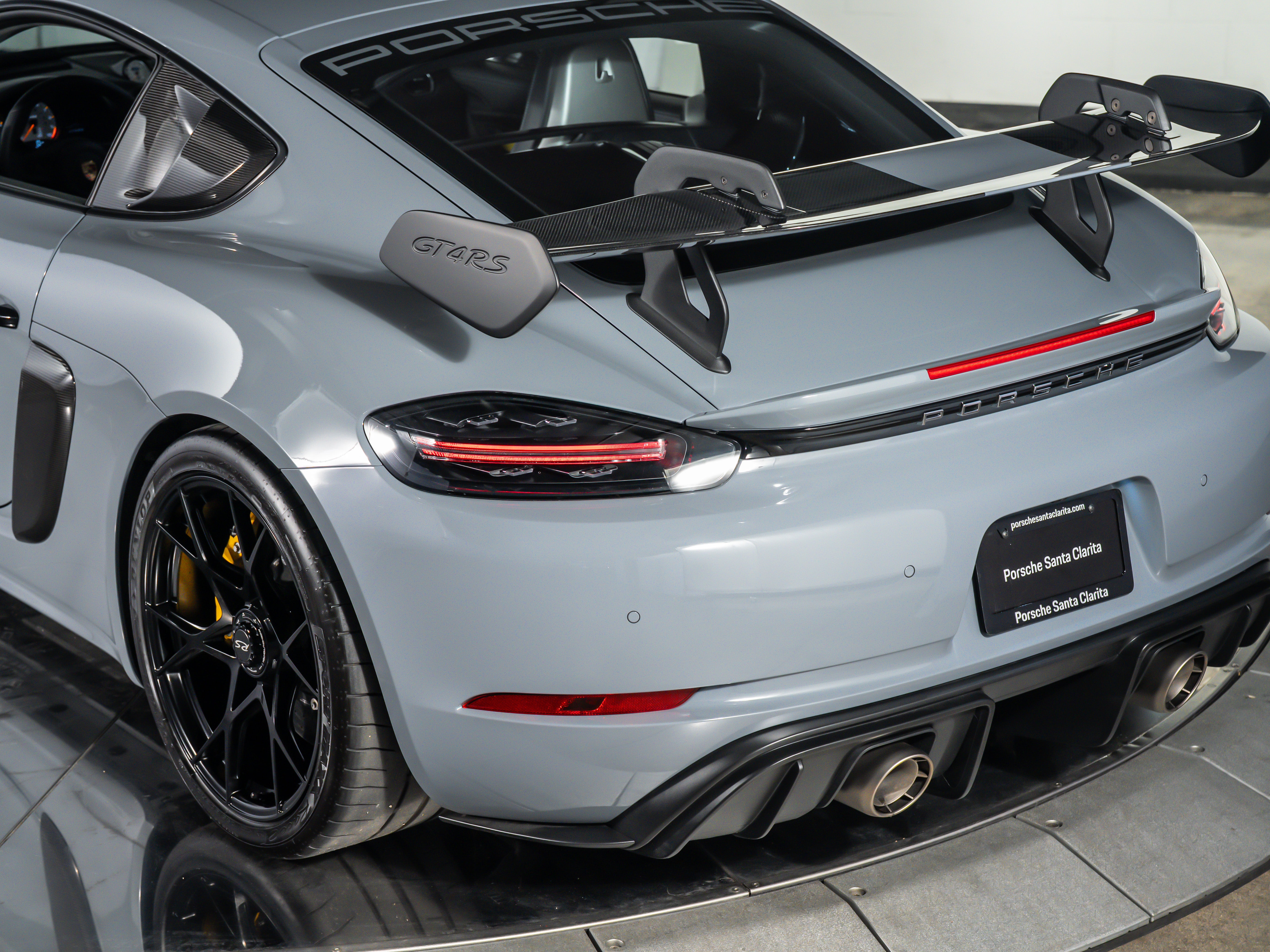 2025 Porsche 718 Cayman GT4 RS