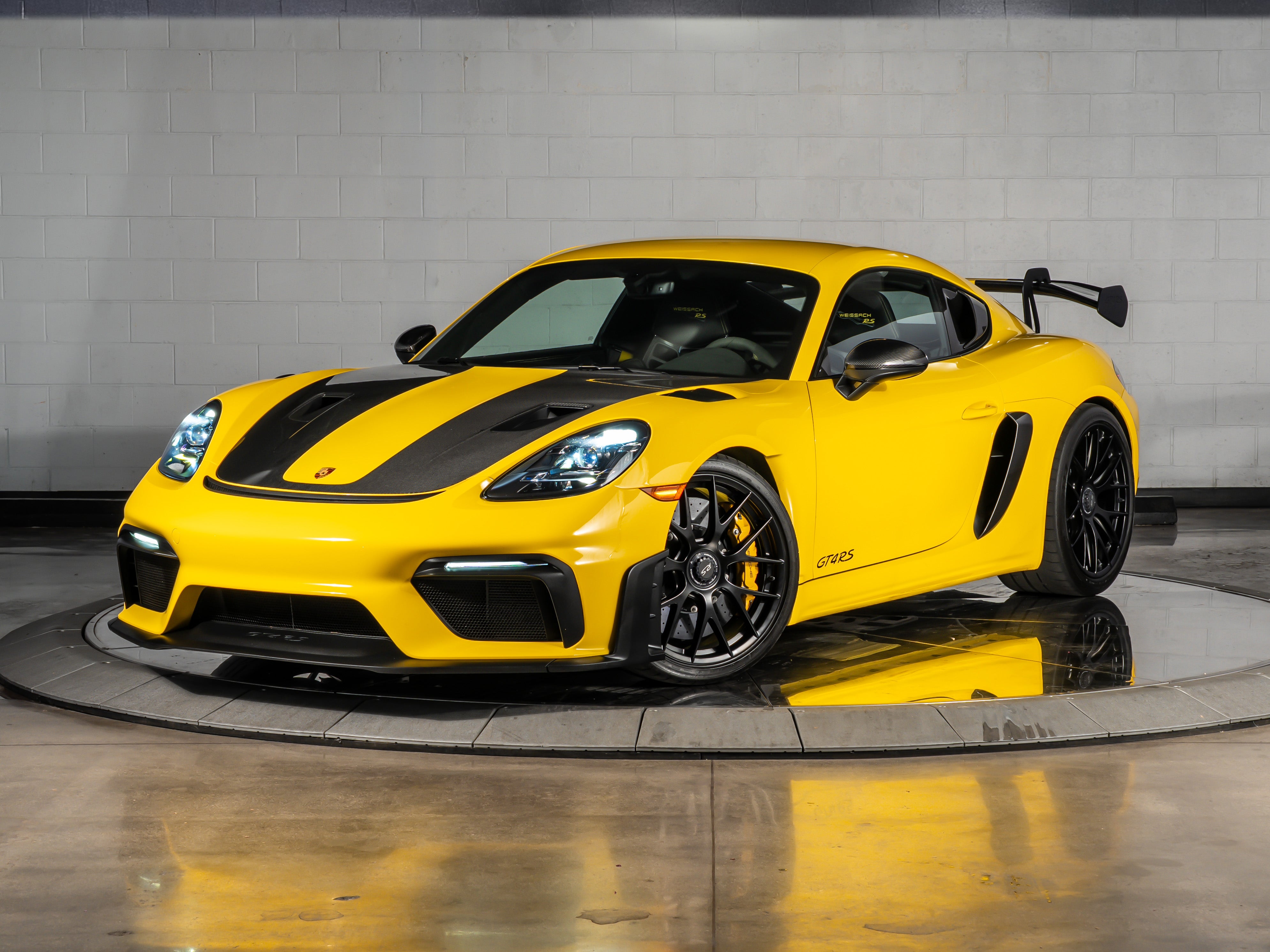 2025 Porsche 718 Cayman GT4 RS