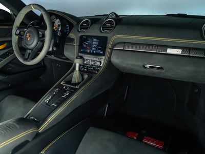 2025 Porsche 718 Cayman GT4 RS
