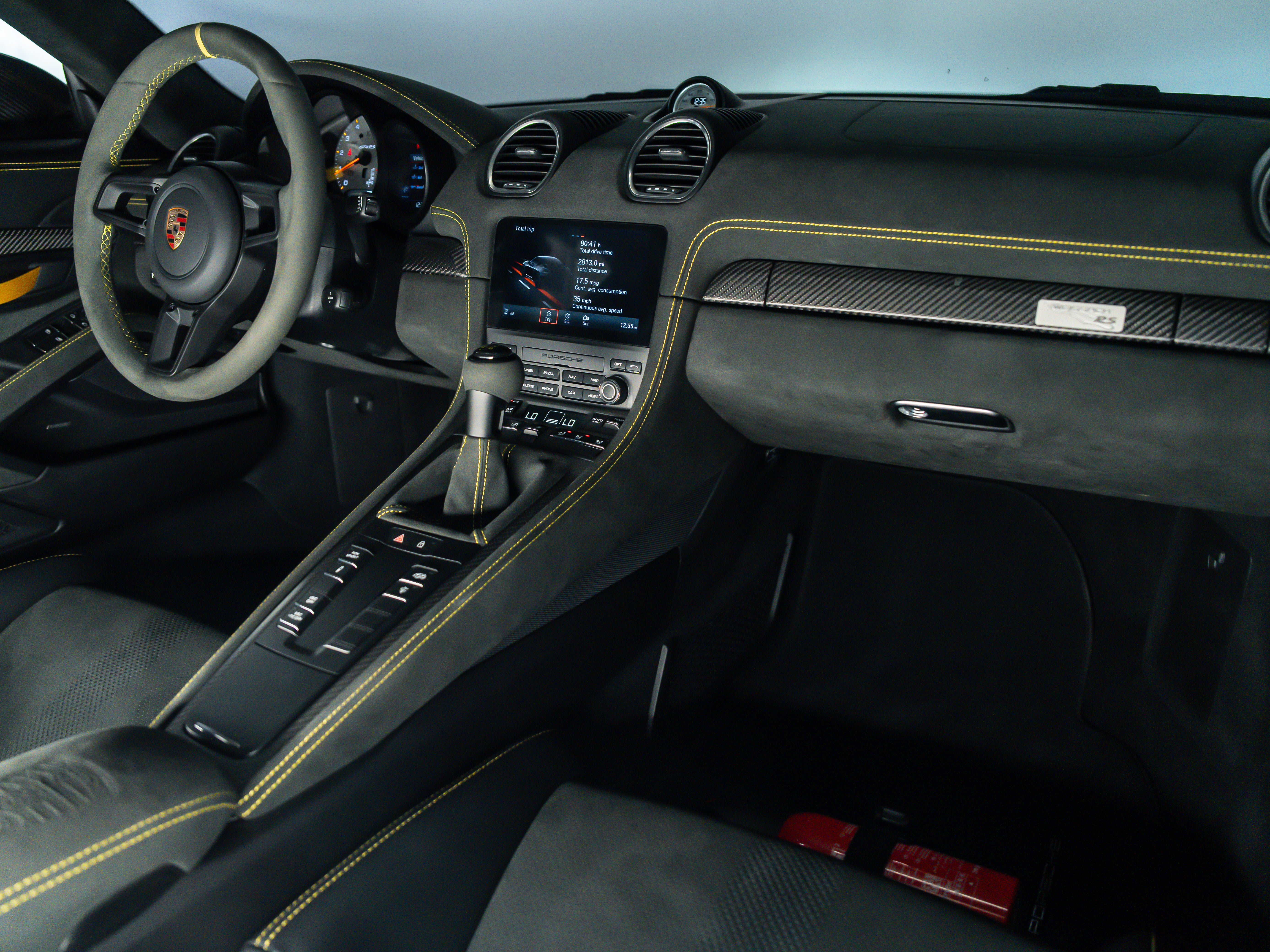 2025 Porsche 718 Cayman GT4 RS