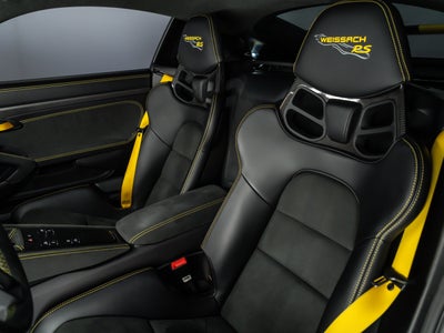 2025 Porsche 718 Cayman GT4 RS