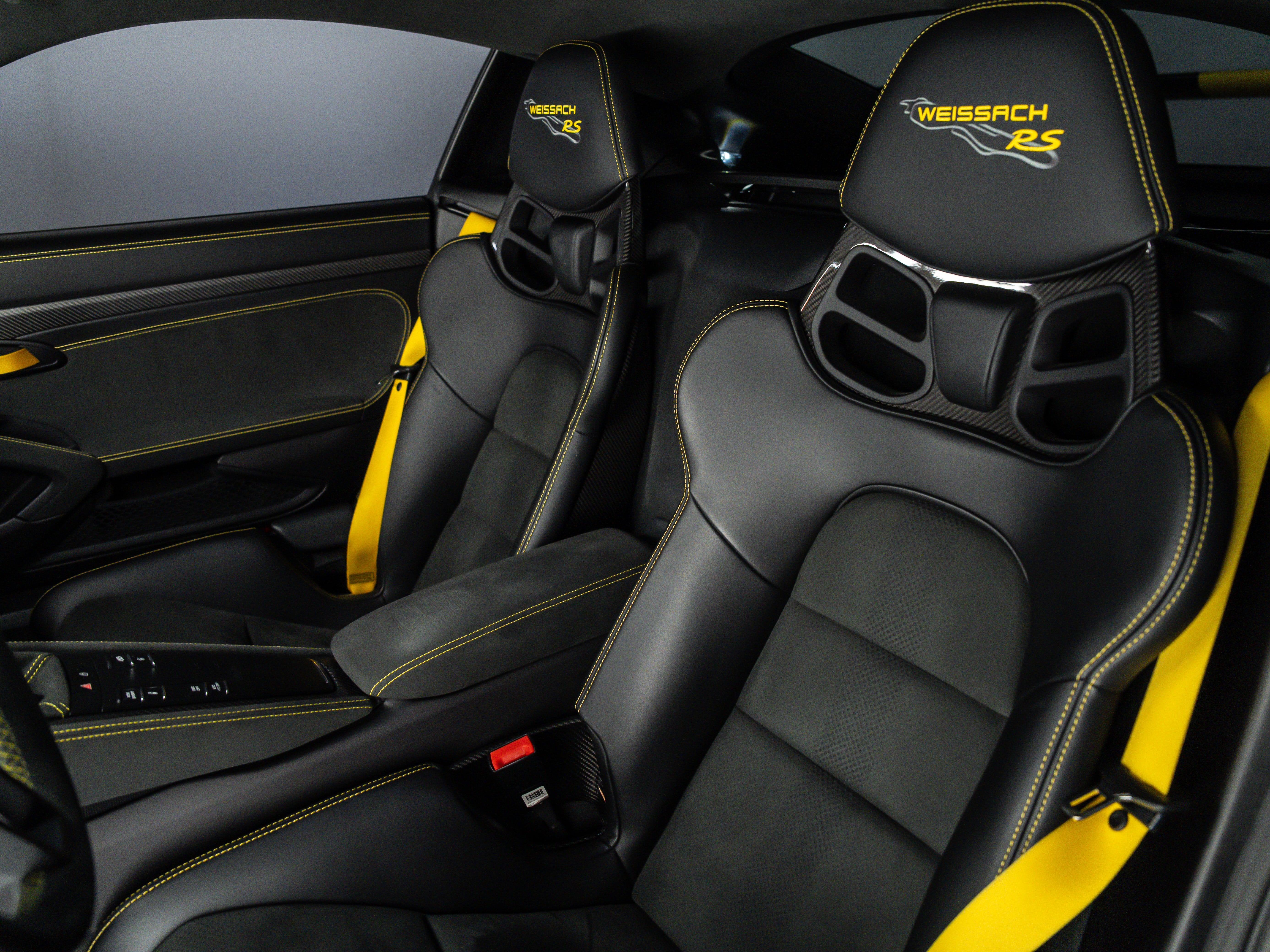 2025 Porsche 718 Cayman GT4 RS