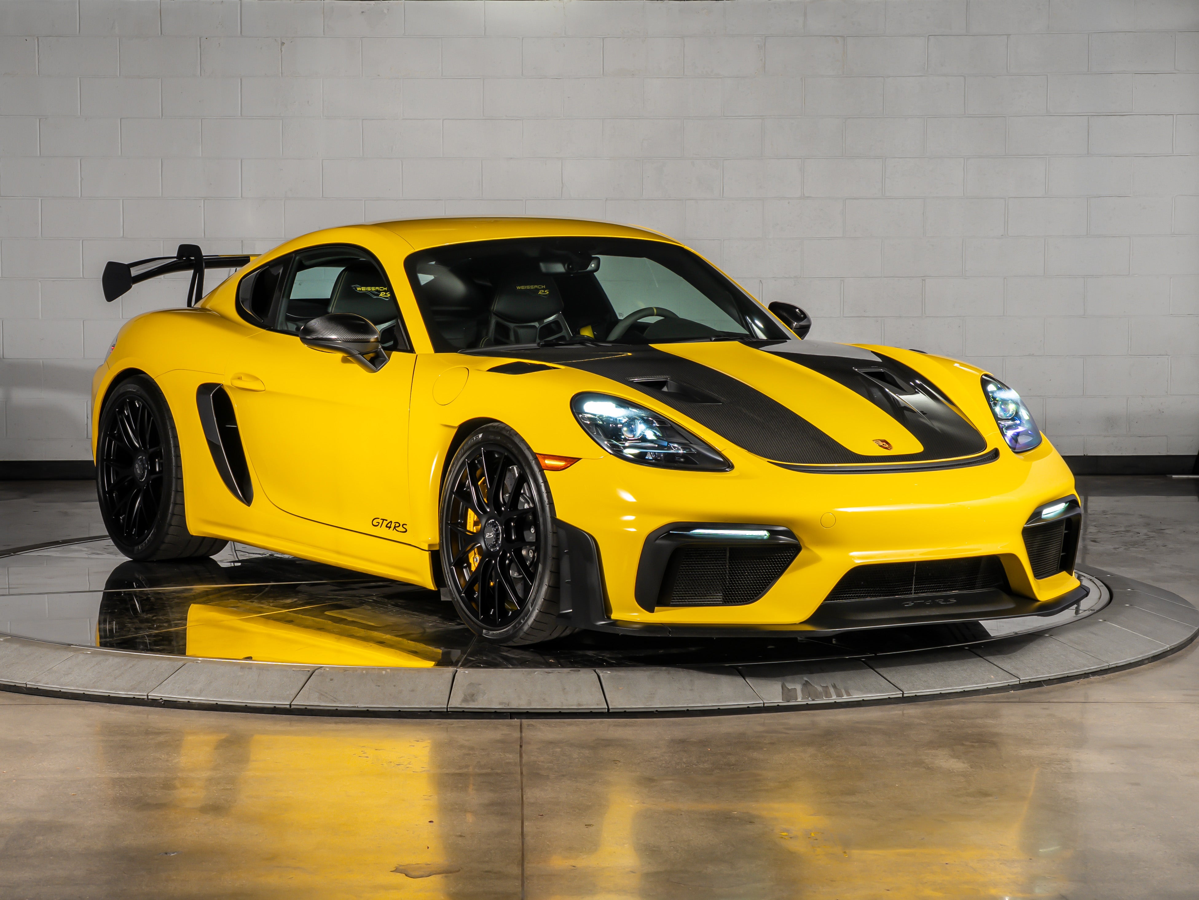 2025 Porsche 718 Cayman GT4 RS